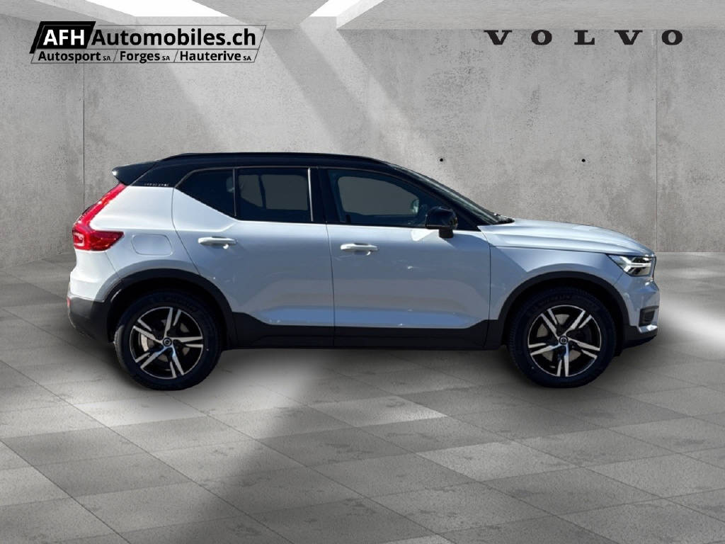 VOLVO XC40 T5 TwE R-Design-image-3