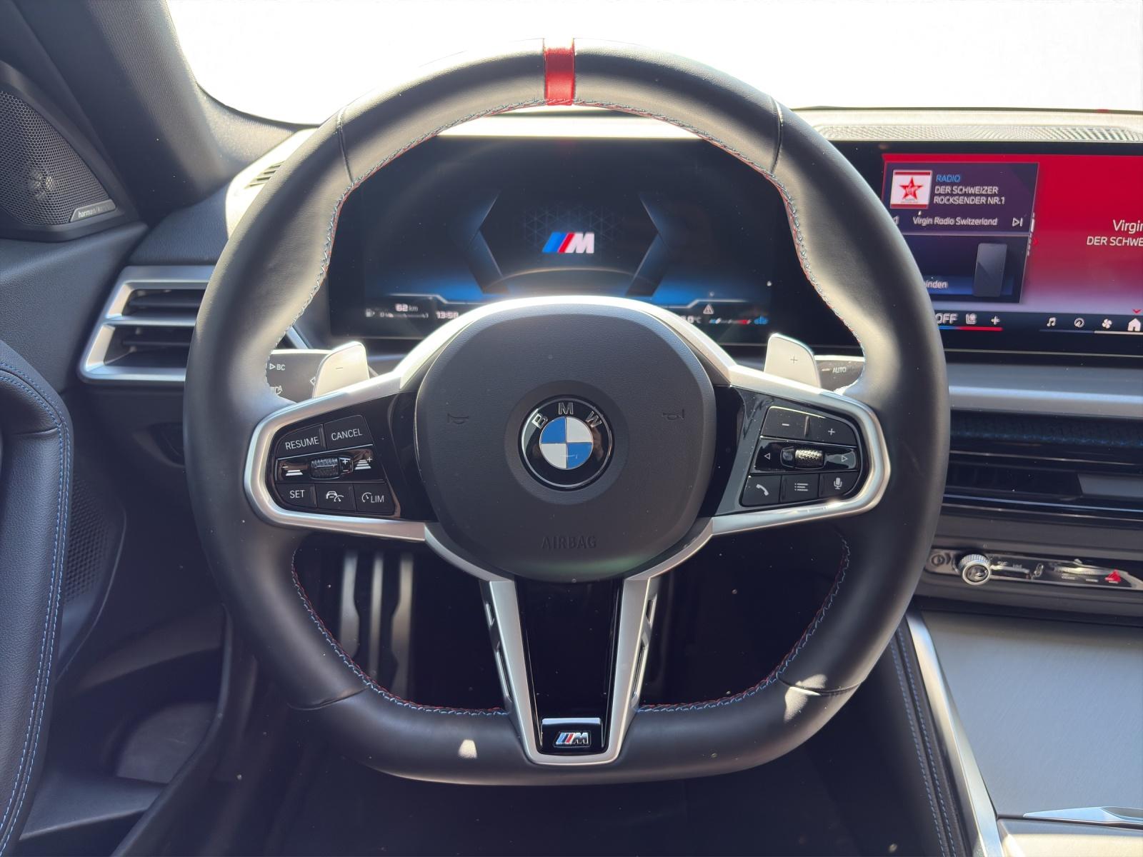 BMW M240i xDrive Coupé-image-10