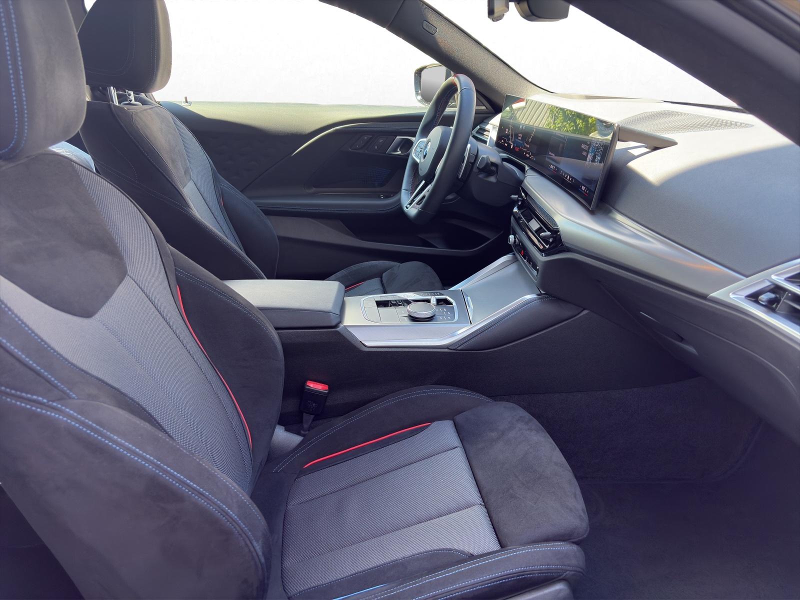 BMW M240i xDrive Coupé-image-15
