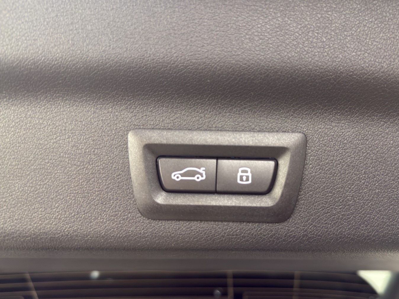 BMW X1 sDrive 20i 48V M Sport Pro-image-21