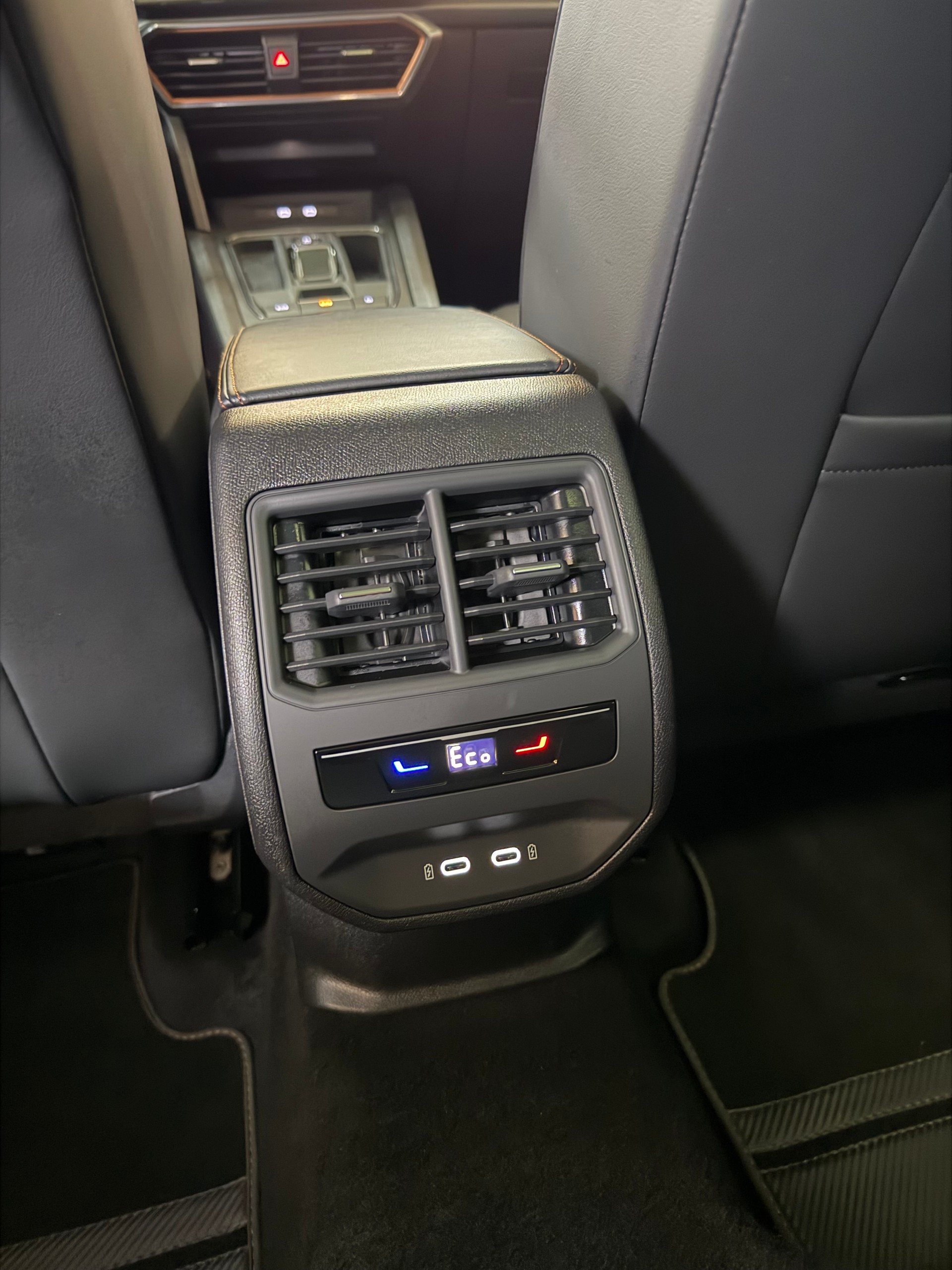 CUPRA Formentor 1.4 e-HYBRID pHEV VZ DSG-image-14