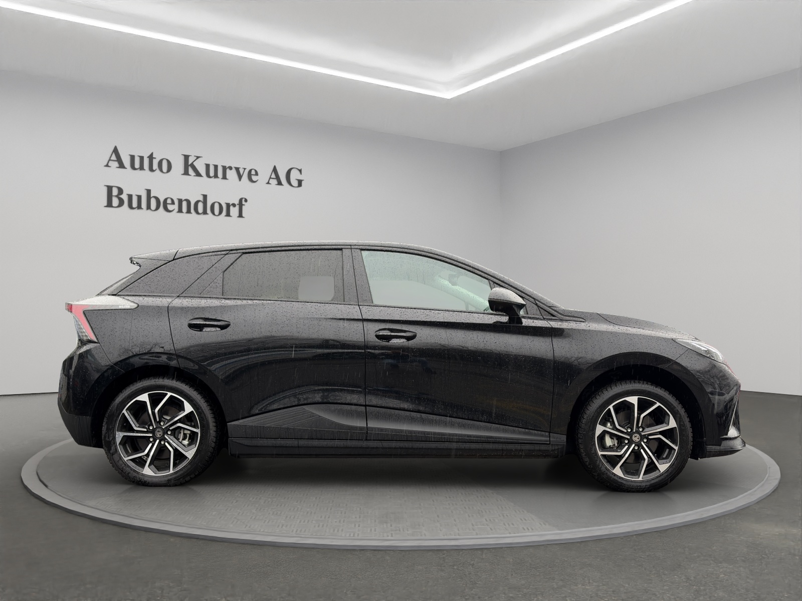 MG 4 64kWh Luxury-image-1