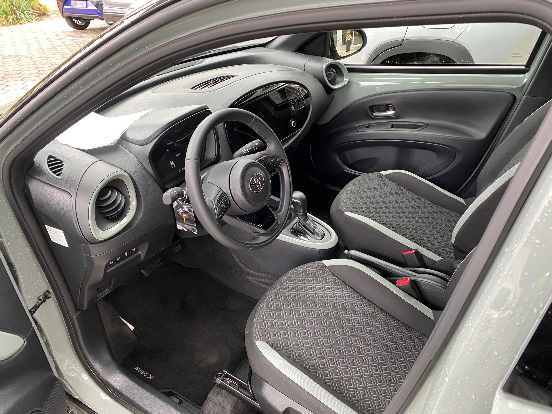 TOYOTA Aygo X 1.0 VVT-i Trend CVT-image-4