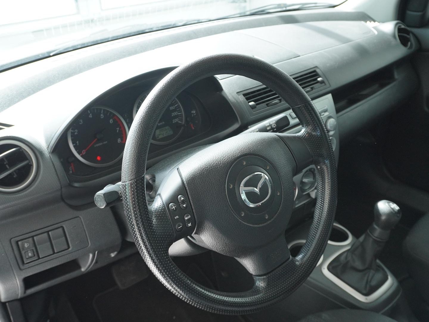 MAZDA 2 1.4i 16V Exclusive-image-2