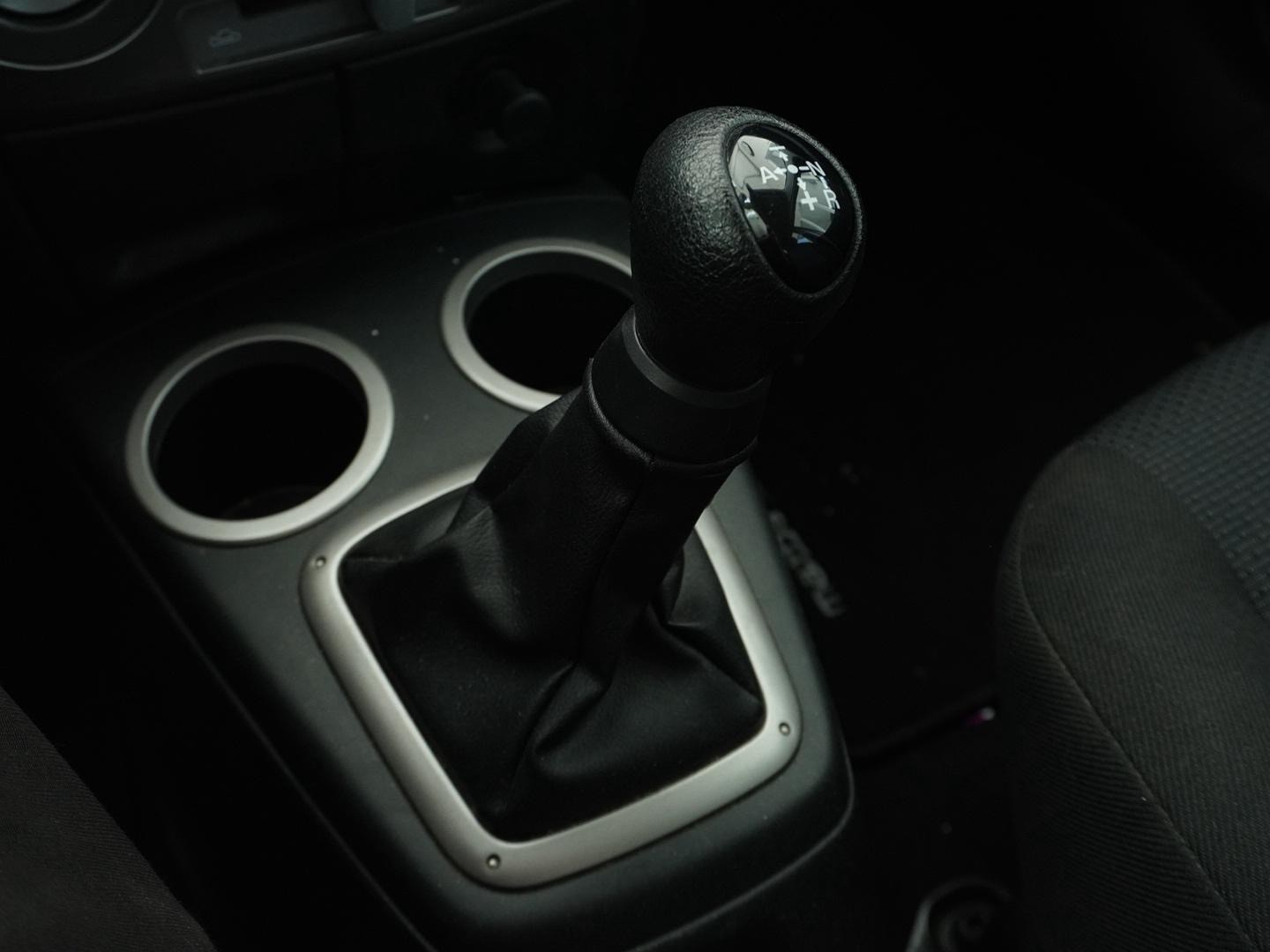 MAZDA 2 1.4i 16V Exclusive-image-7