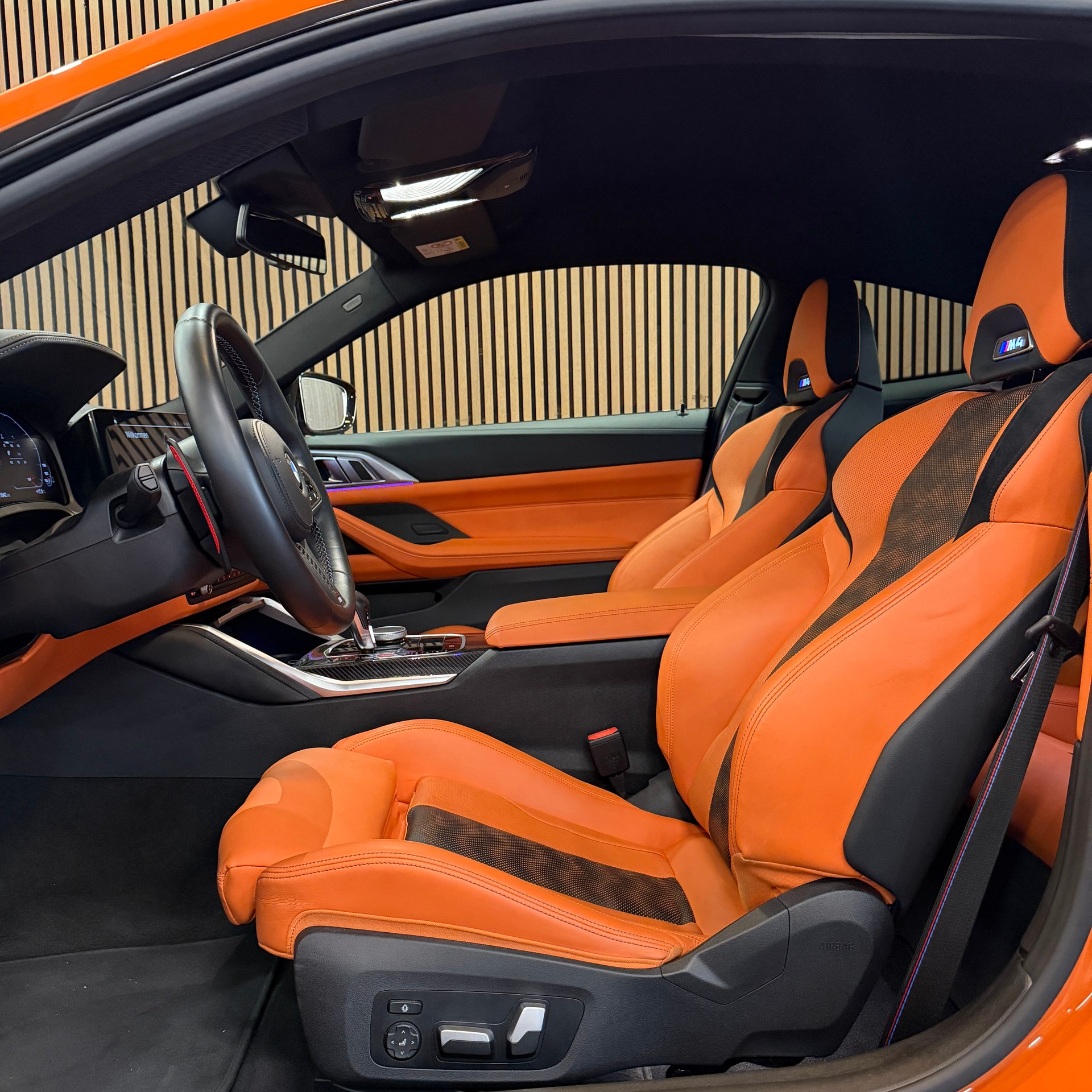 BMW M4 Coupé Competition M xDrive-image-8