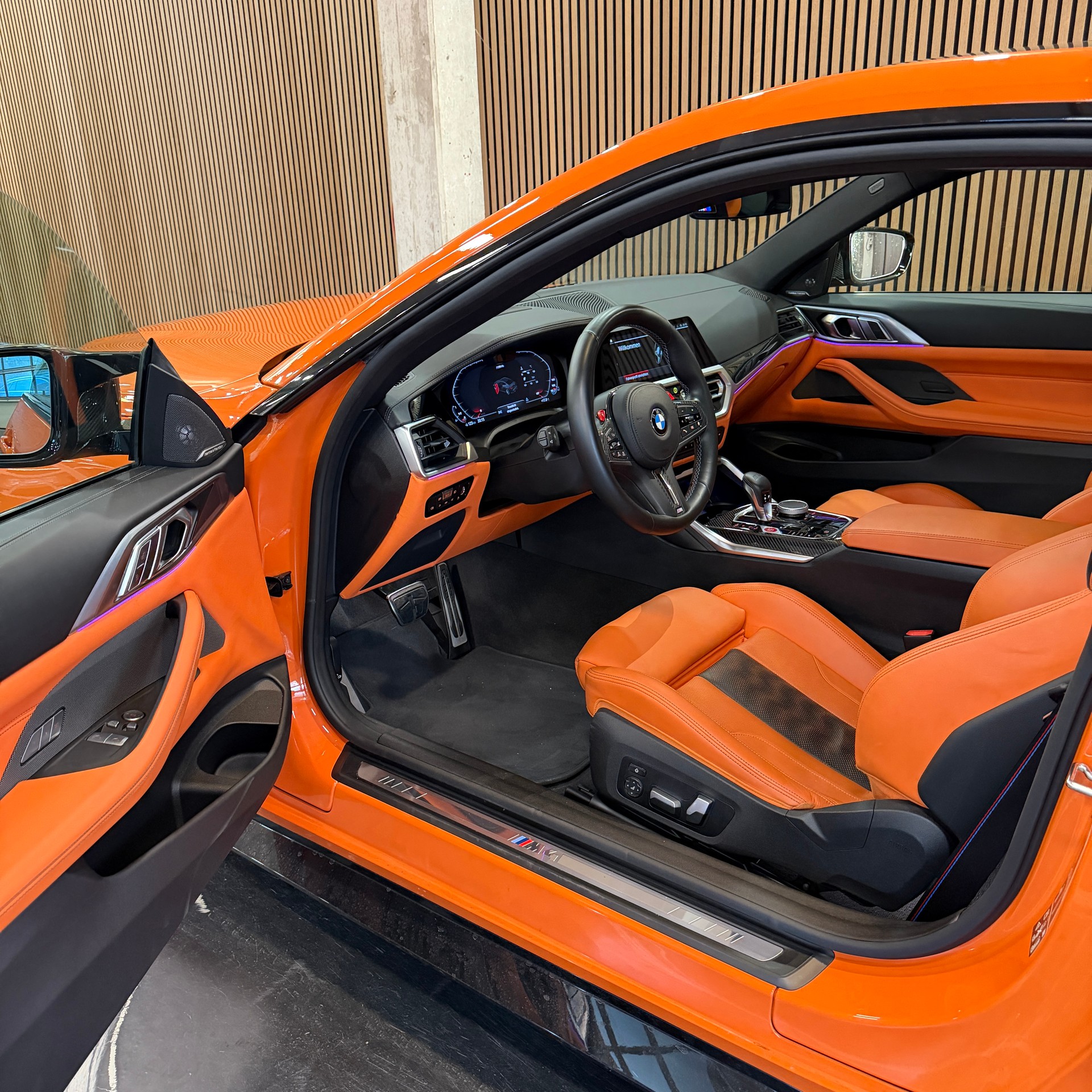 BMW M4 Coupé Competition M xDrive-image-6