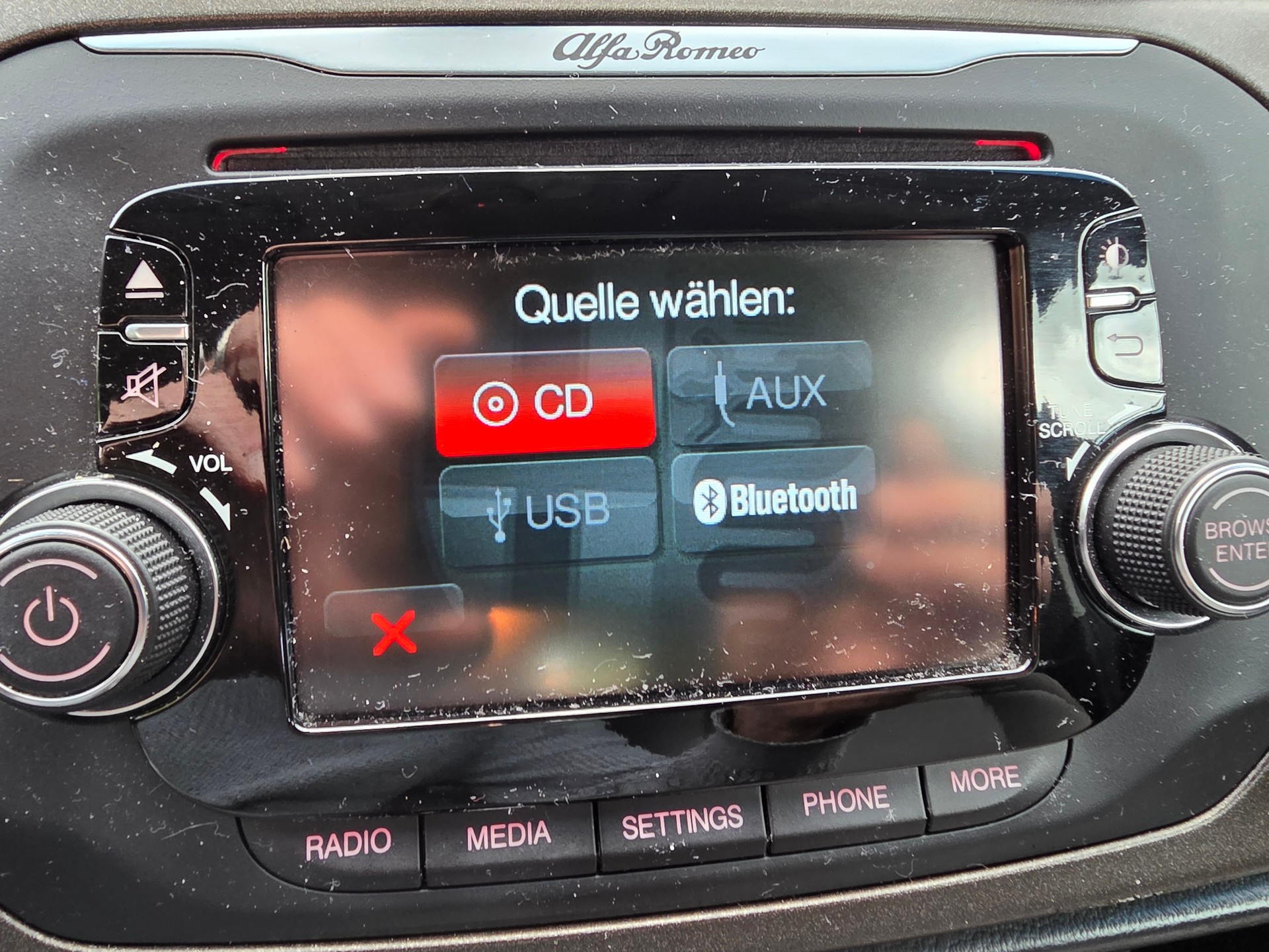 ALFA ROMEO Giulietta 2.0 JTDM ☆☆☆ Frisch ab MFK ☆☆☆ Zahnriemen und Wasserpumpe ersetzt ☆☆☆-image-9