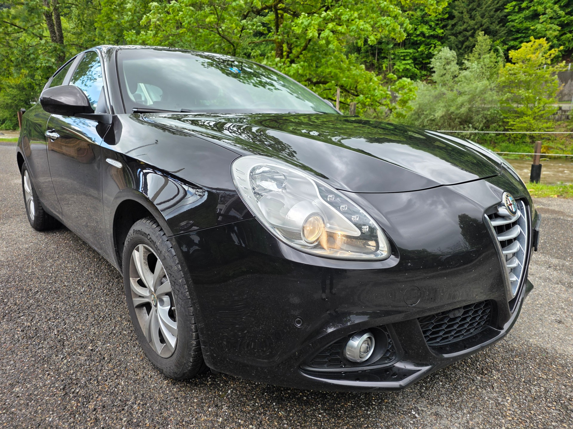 ALFA ROMEO Giulietta 2.0 JTDM ☆☆☆ Frisch ab MFK ☆☆☆ Zahnriemen und Wasserpumpe ersetzt ☆☆☆-image-0