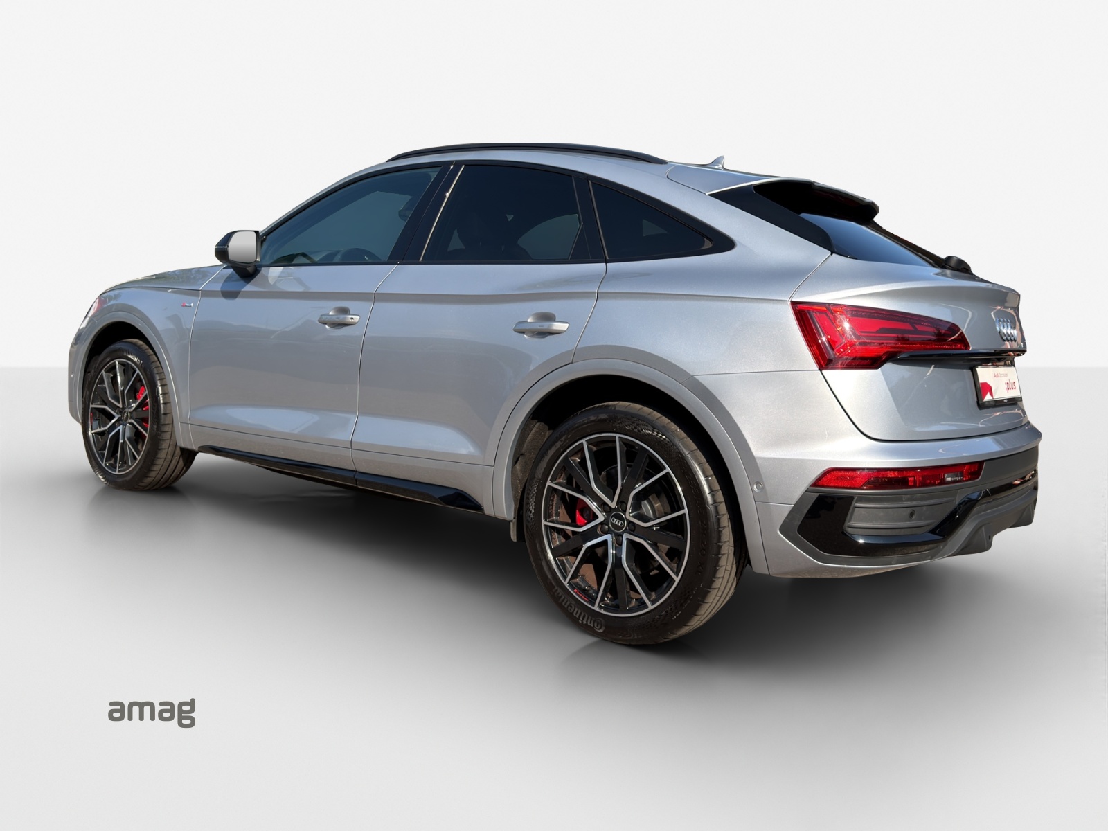 AUDI Q5 Sportback 40 TDI Blackedition quattro S-tronic-image-2