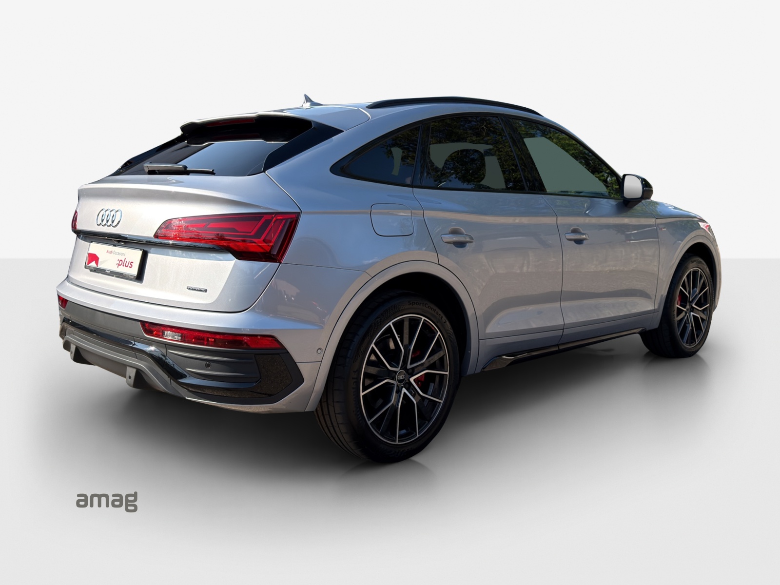 AUDI Q5 Sportback 40 TDI Blackedition quattro S-tronic-image-4