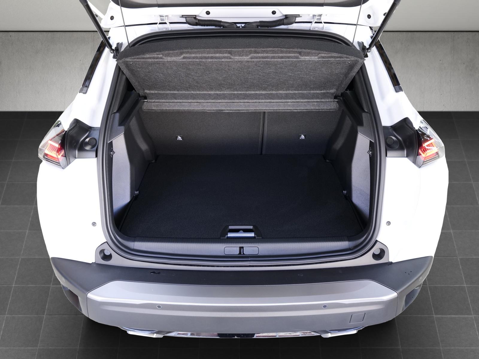 PEUGEOT 2008 1.2 Hybrid 145 GT-image-25