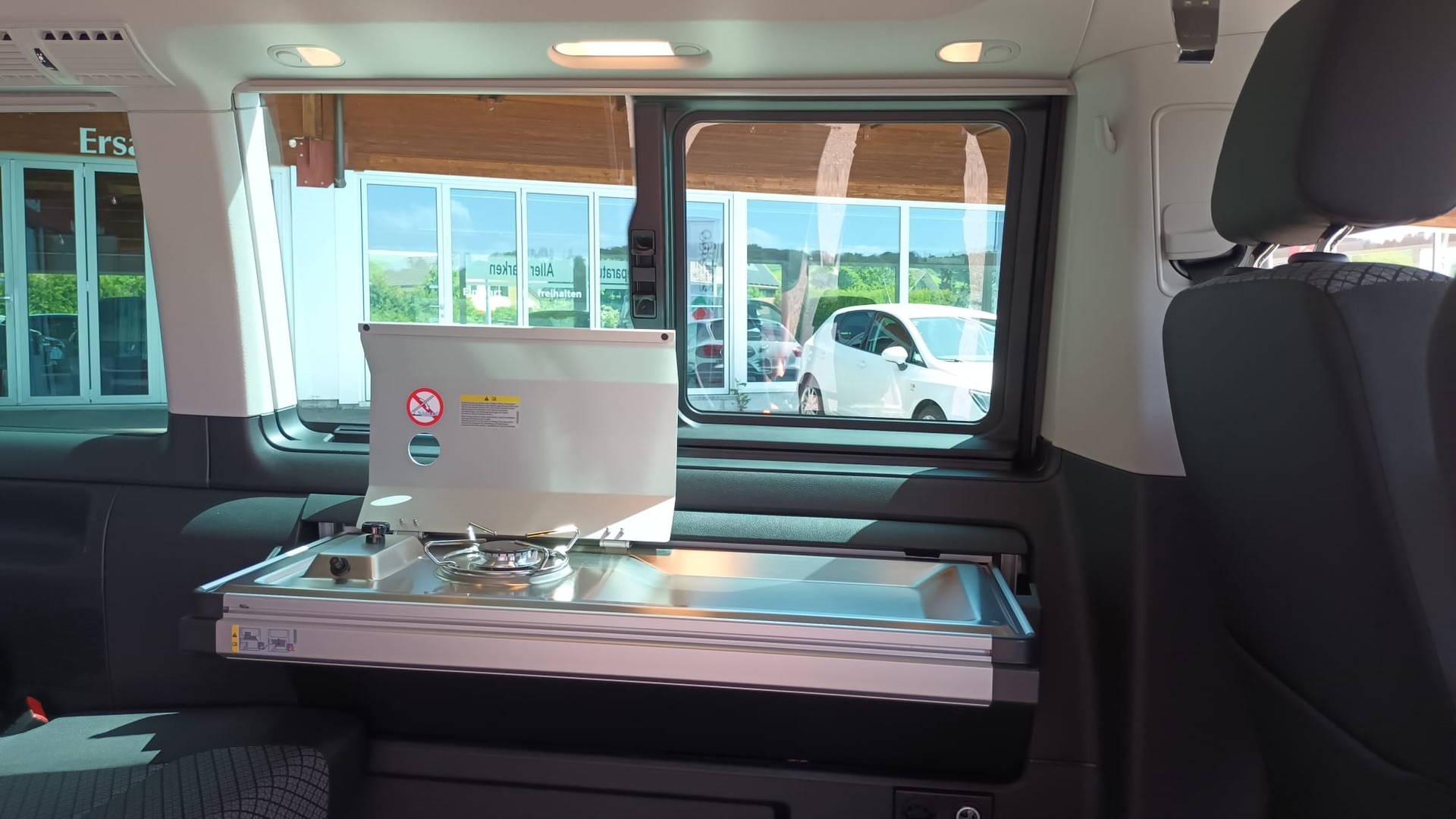 VW T6.1 California 2.0 TDI Beach Liberty Spirit 4Motion DSG-image-16