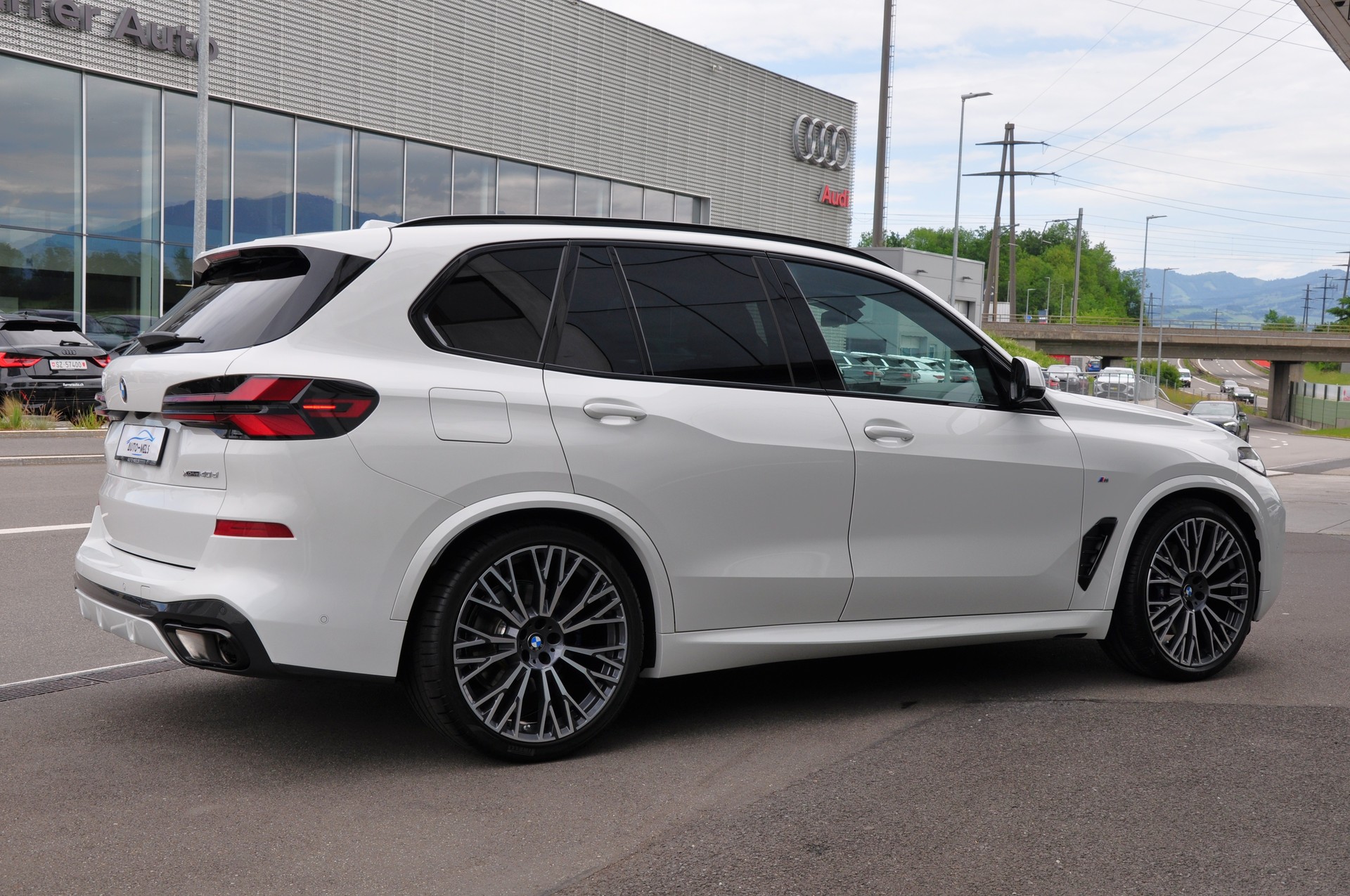 BMW X5 xDrive 48V 40d M Sport Pro Steptronic **7-PLÄTZE**-image-11