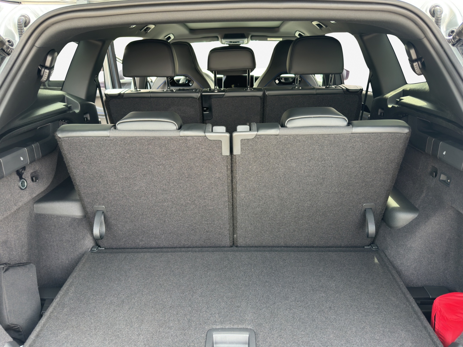 VW Tayron R-Line 2.0TSI 204PS 4Motion-image-13