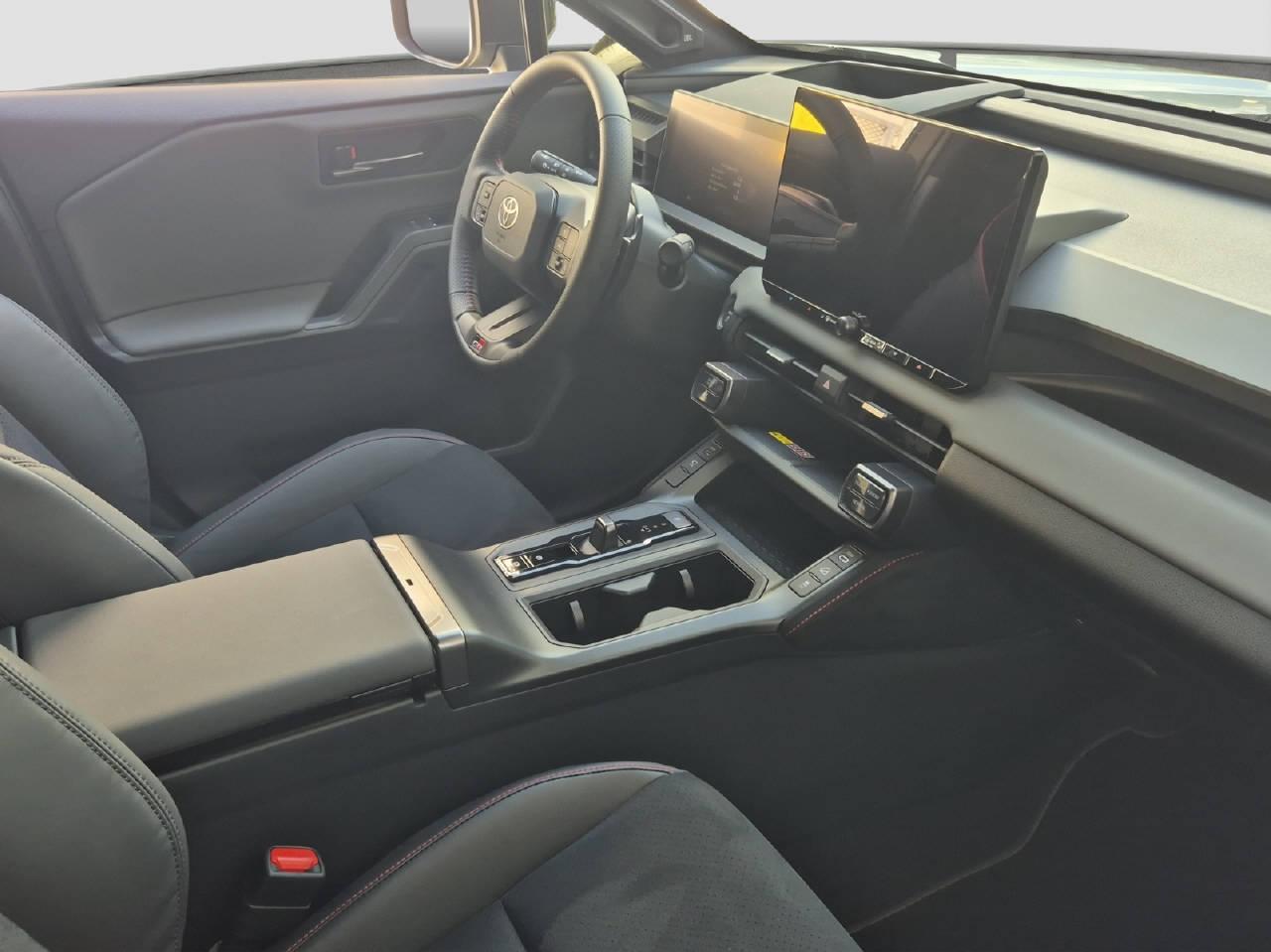 TOYOTA RAV4 2.5 HEV GR Sport-image-15