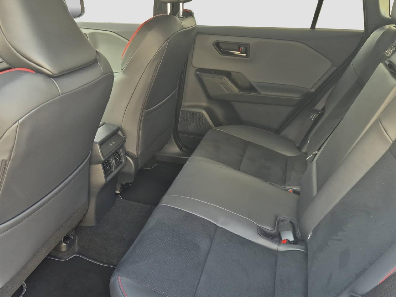 TOYOTA RAV4 2.5 HEV GR Sport-image-14