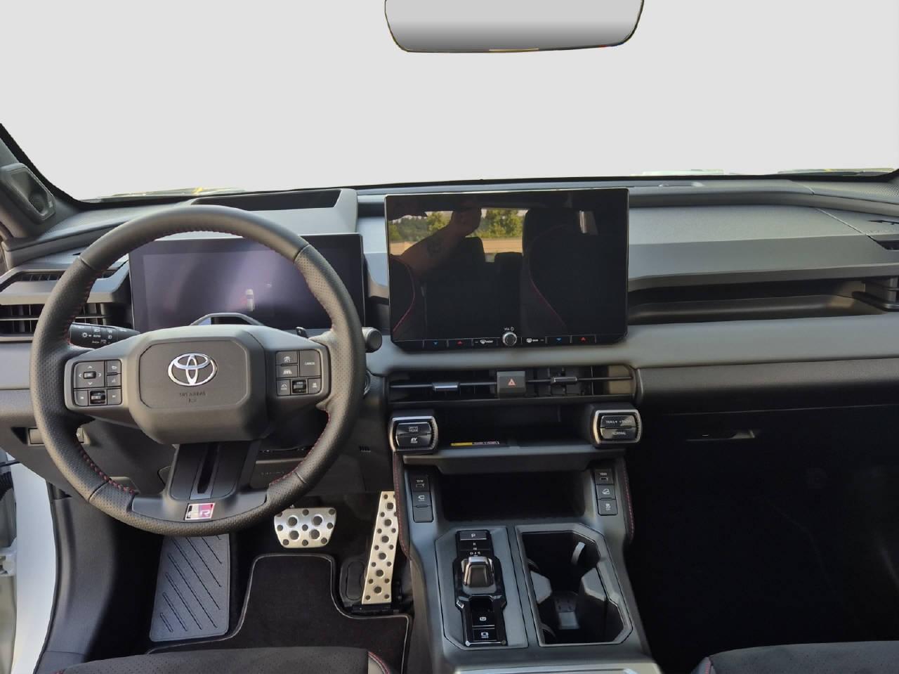TOYOTA RAV4 2.5 HEV GR Sport-image-12