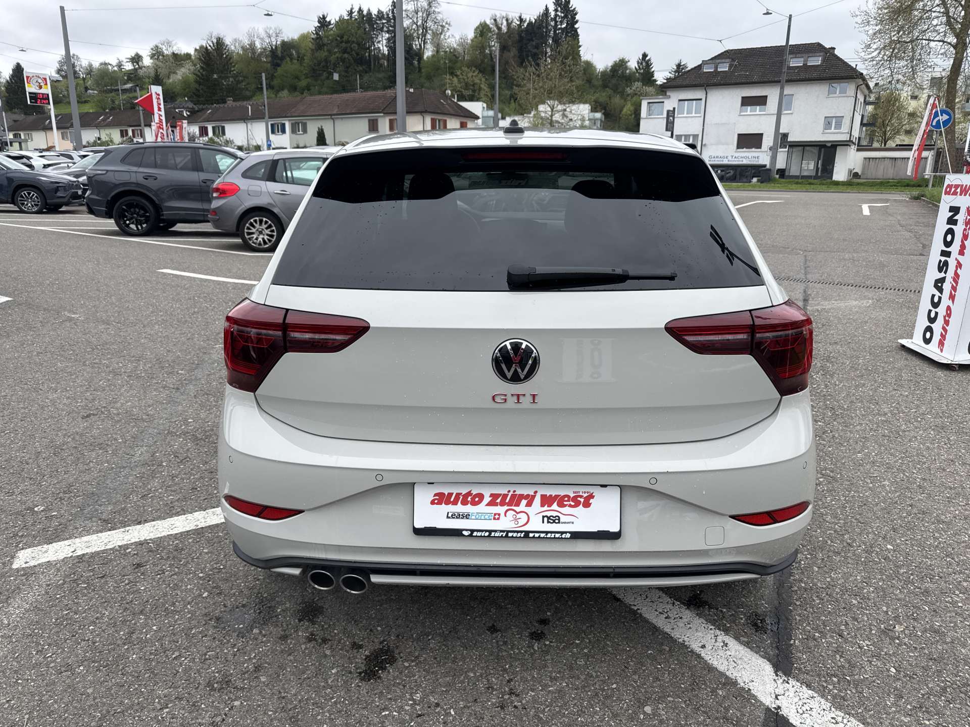 VW Polo 2.0 TSi GTi 207PS DSG-Automat-image-6