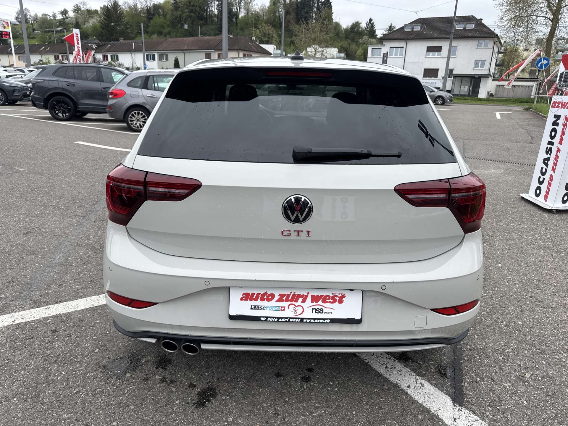 VW Polo 2.0 TSi GTi 207PS DSG-Automat-image-10
