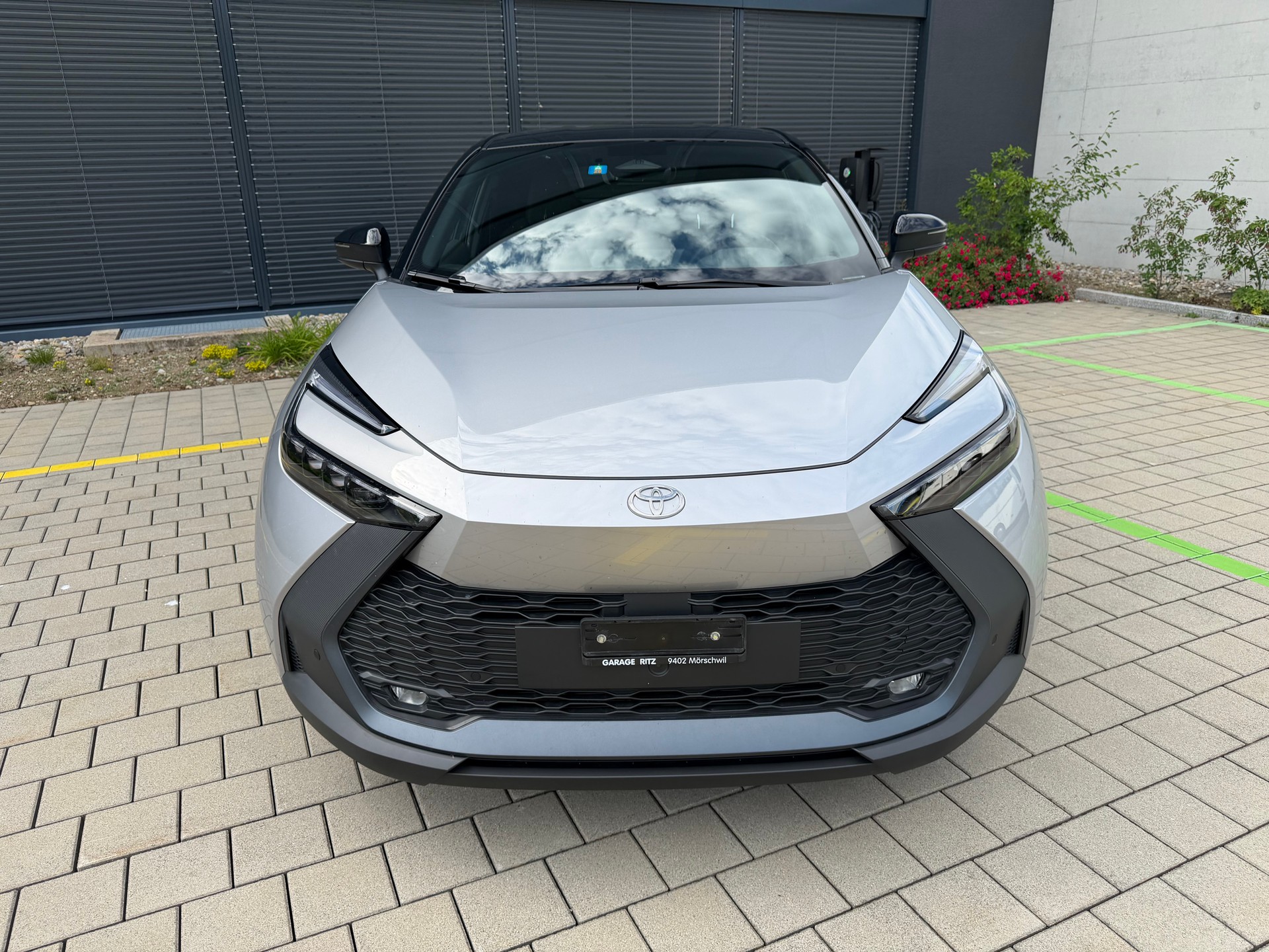 TOYOTA C-HR-image-5