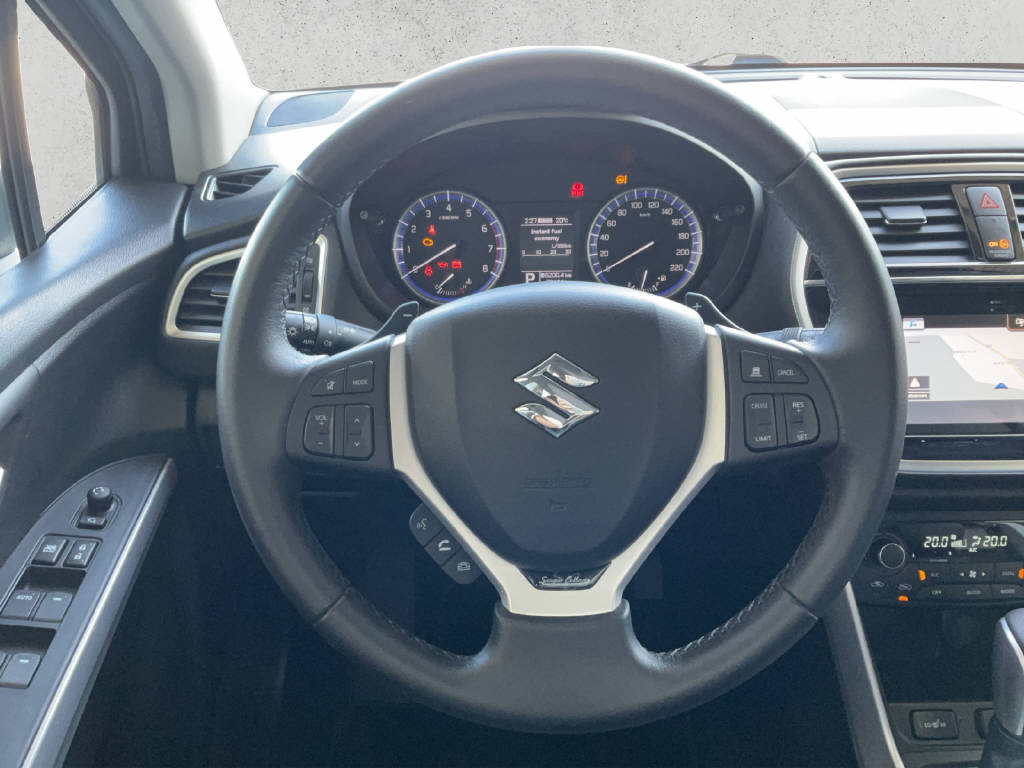 SUZUKI SX4 S-Cross 1.4 T Sergio Cellano Top 4x4-image-9