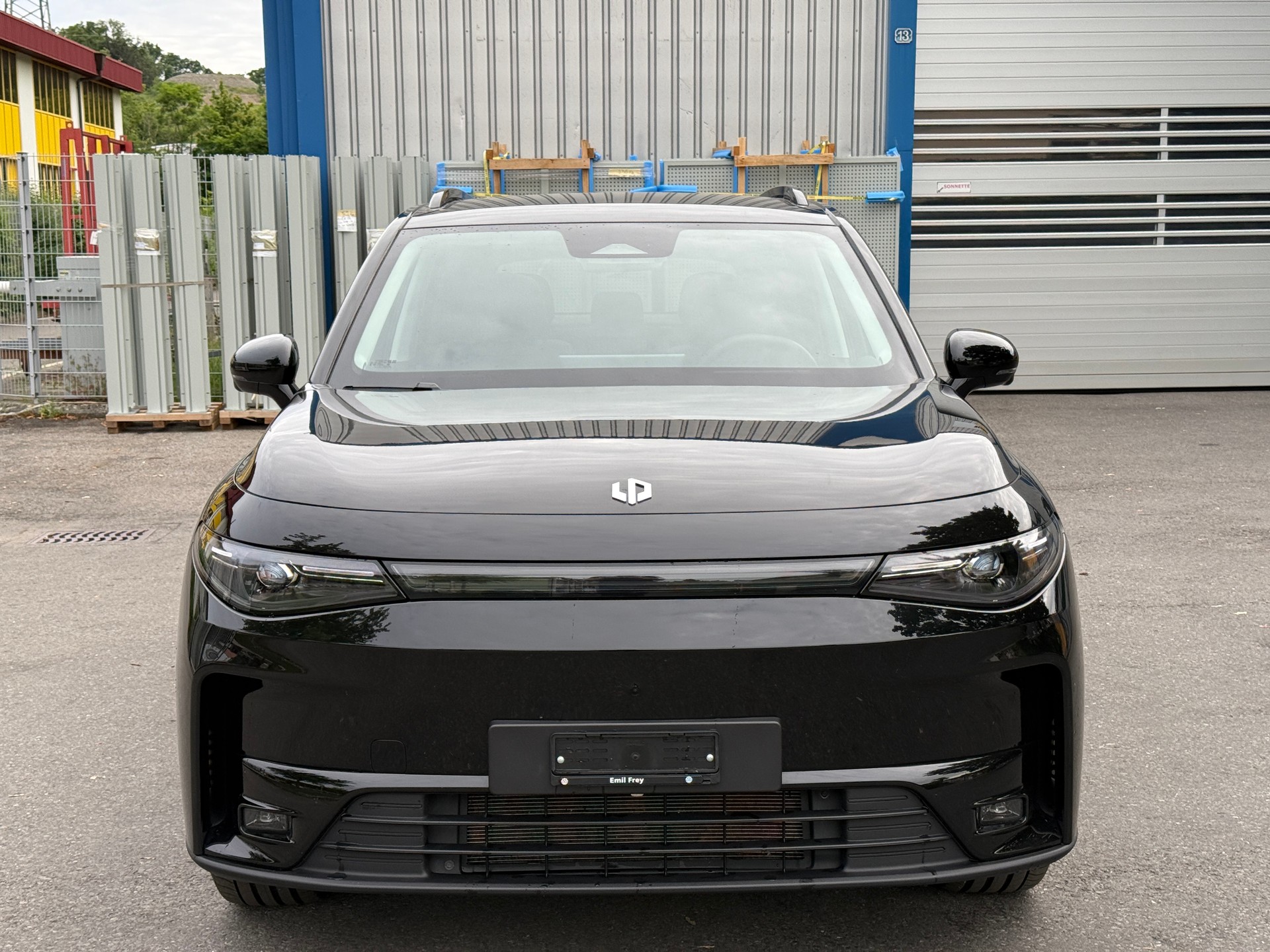LEAPMOTOR C10 REEV 28kWh Design-image-1