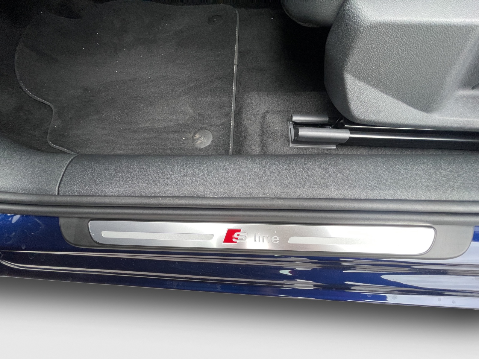 AUDI A1 Sportback 30 TFSI Attraction S-tronic-image-9