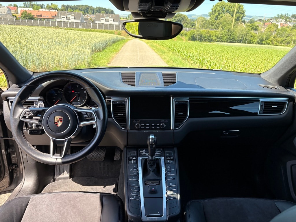PORSCHE Macan 3.0 V6 GTS-image-7