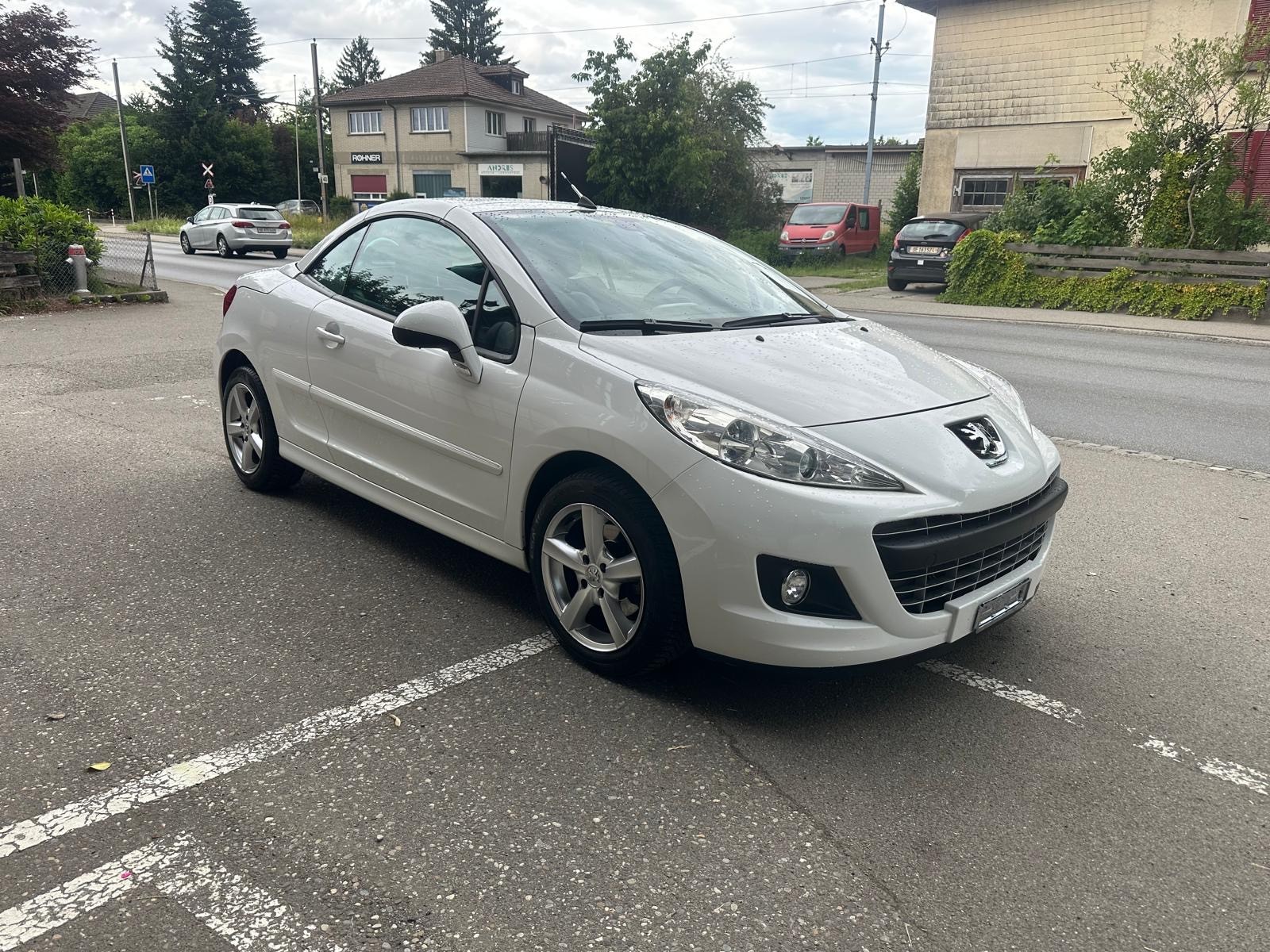 PEUGEOT 207 CC 1.6 16V Allure-image-0