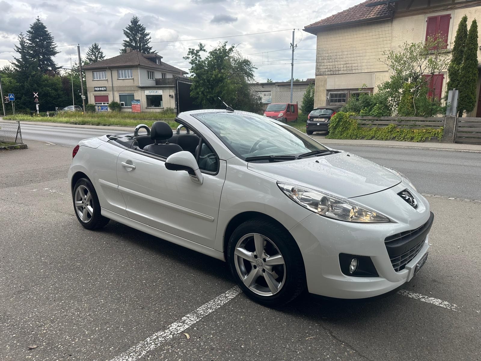 PEUGEOT 207 CC 1.6 16V Allure-image-6