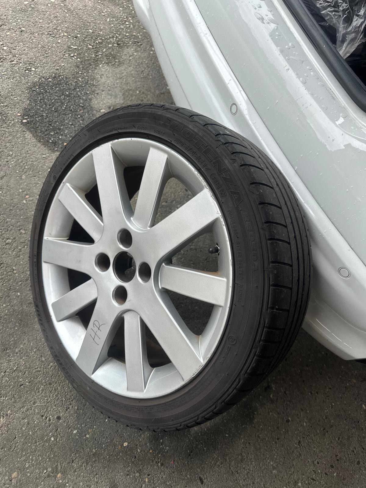 PEUGEOT 207 CC 1.6 16V Allure-image-17