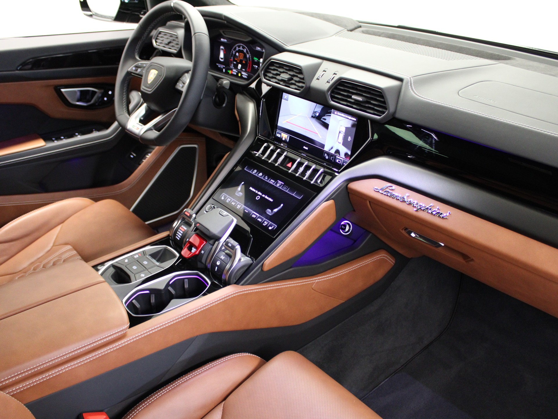 LAMBORGHINI Urus S-image-6