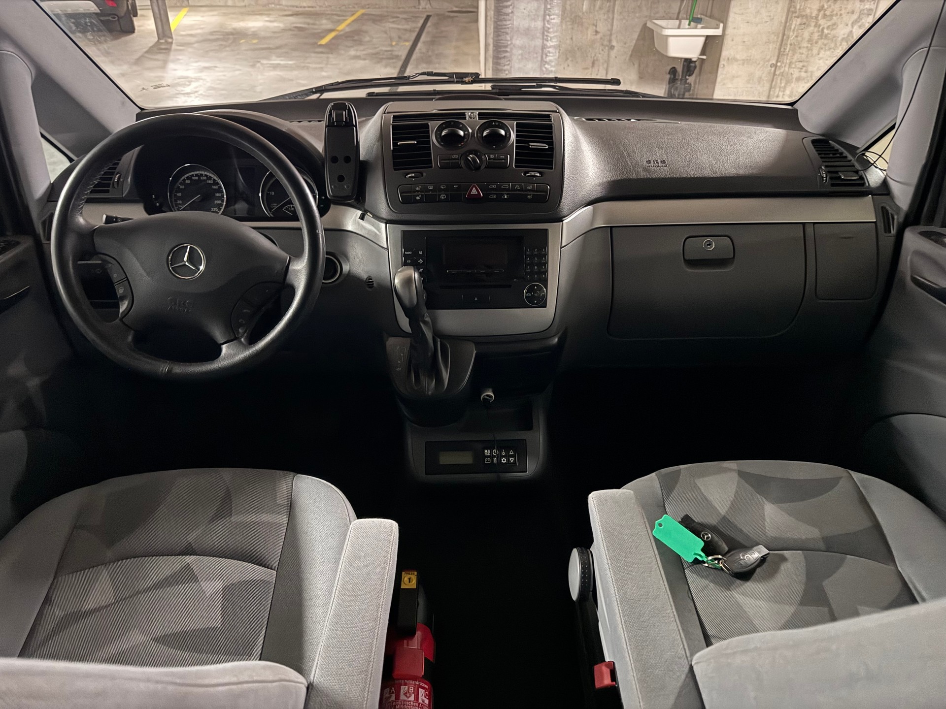 MERCEDES-BENZ Marco Polo-image-8