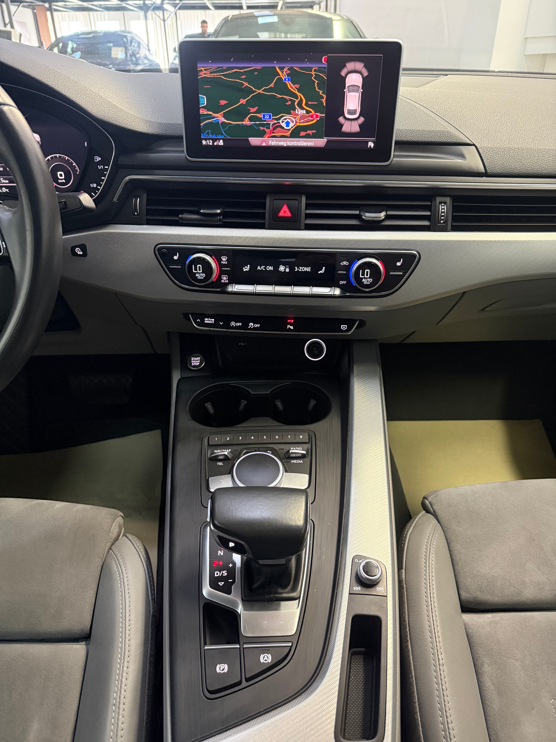 AUDI A5 Sportback 2.0 TDI Design S-tronic-image-16