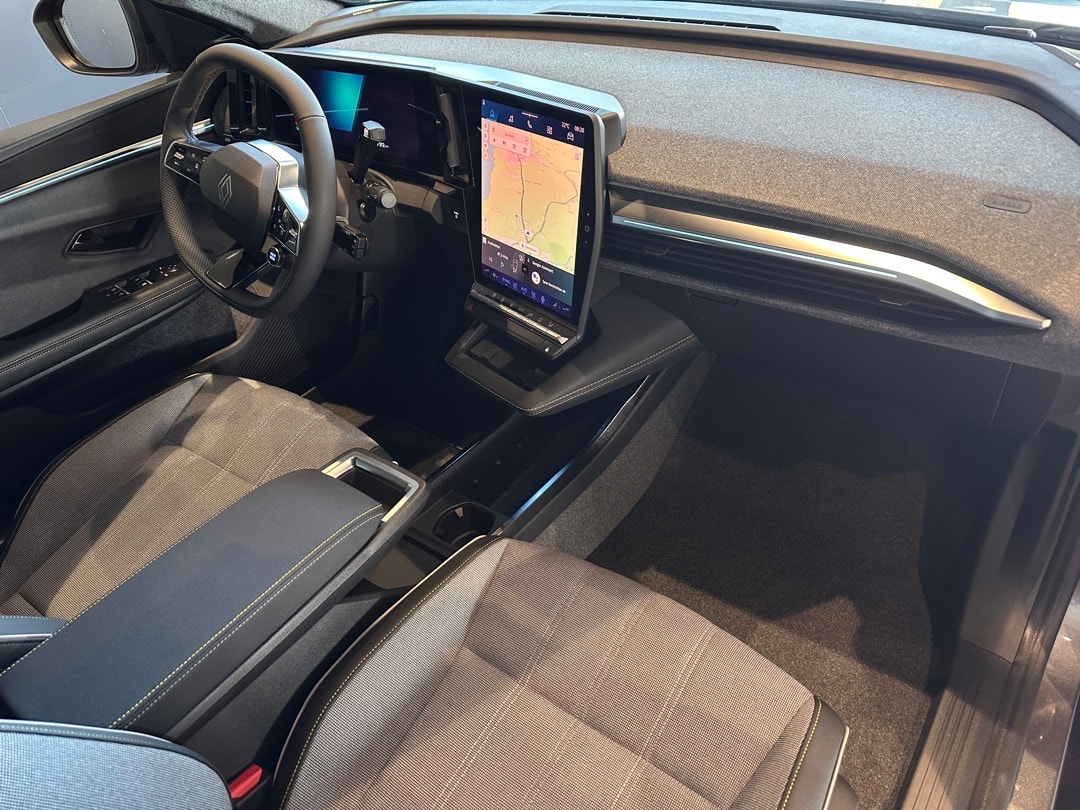 RENAULT Scénic E-Tech Long Range Techno-image-12