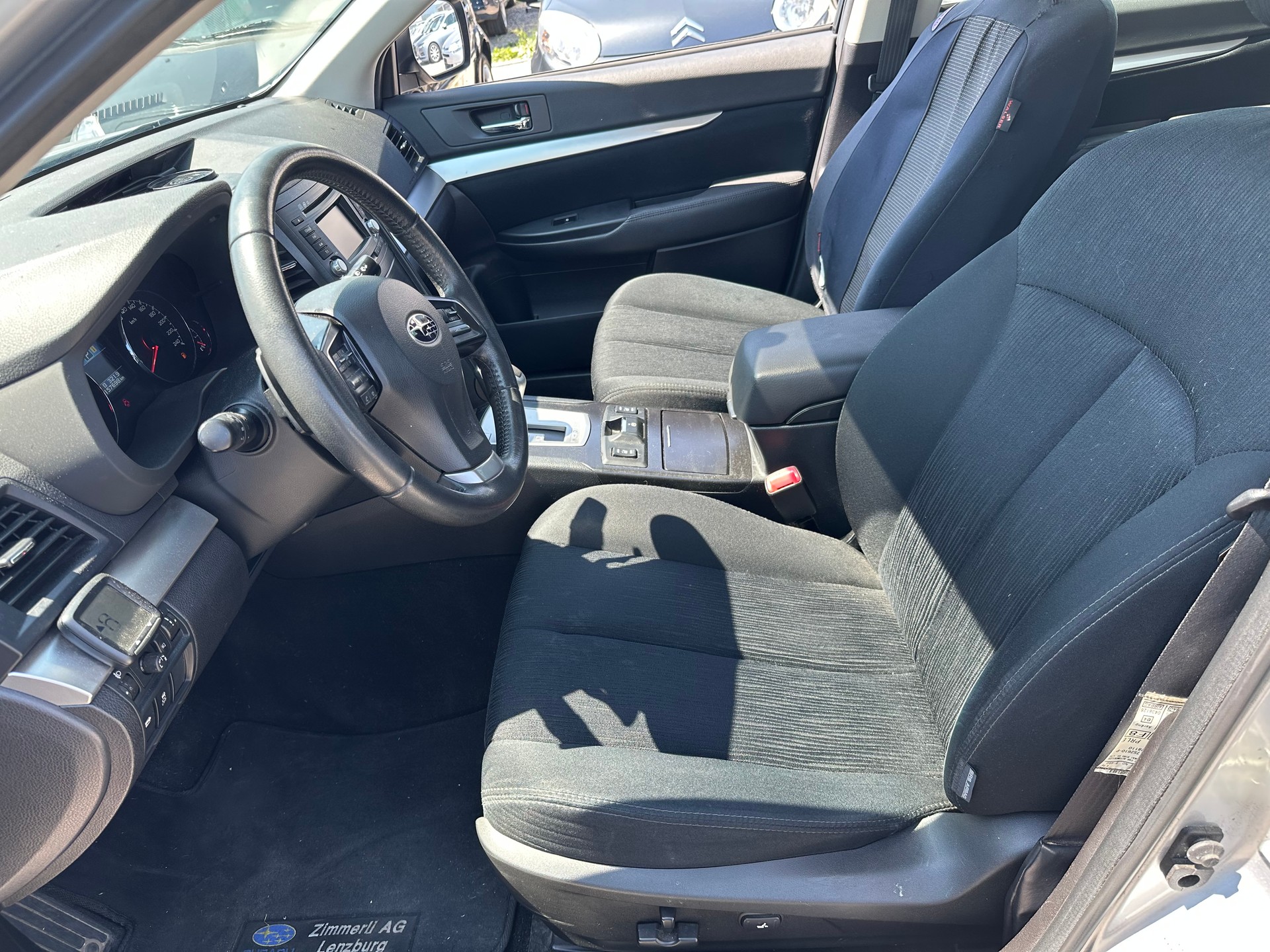 SUBARU Outback 2.0D Swiss AWD Lineartronic-image-6