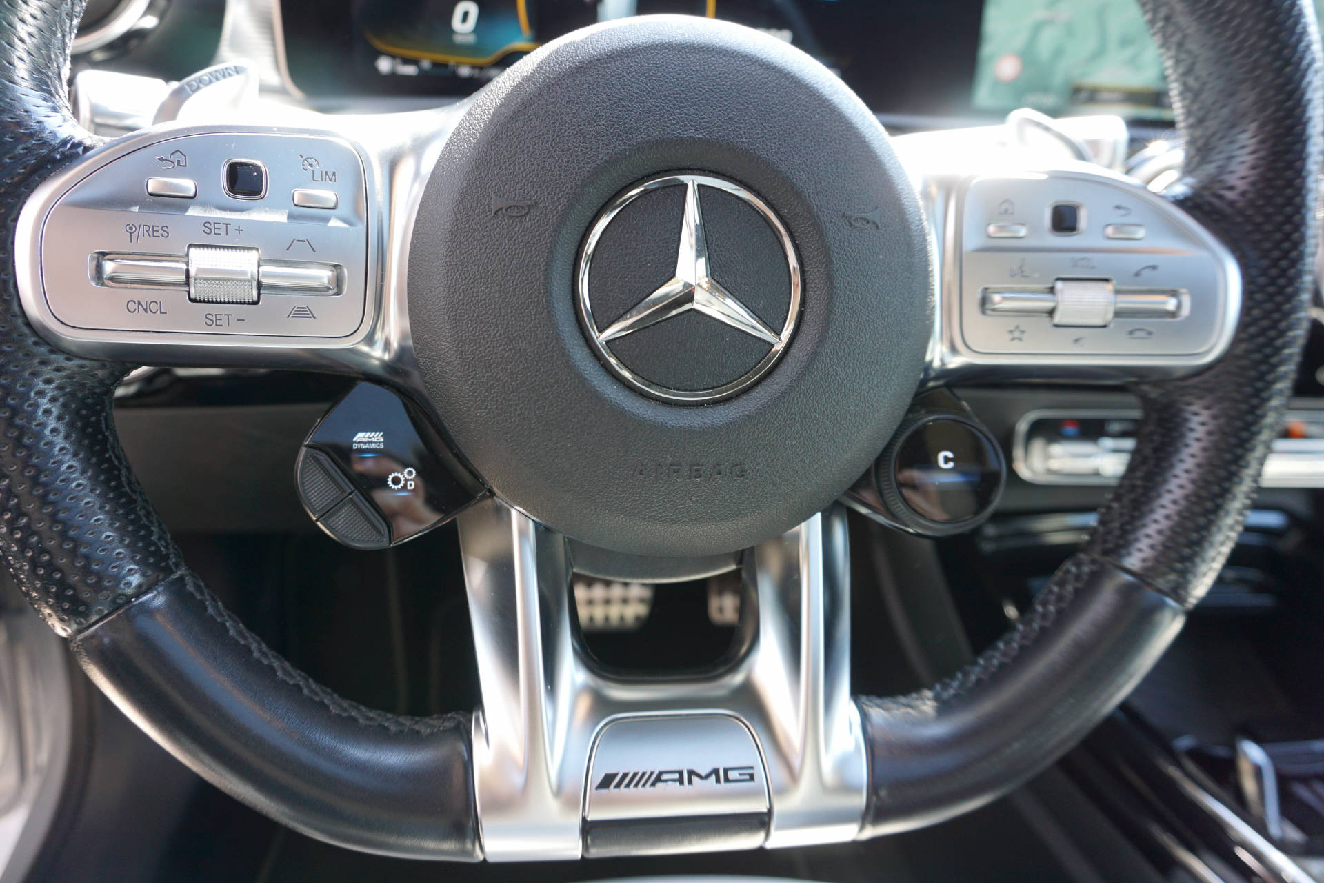 MERCEDES-BENZ A 35 AMG 4matic-image-9