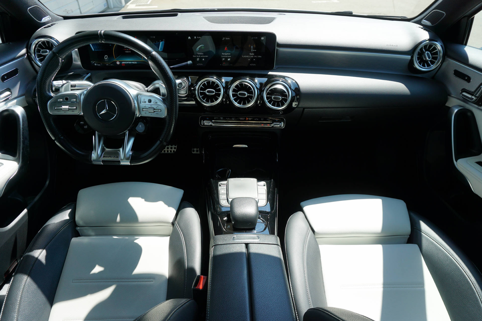 MERCEDES-BENZ A 35 AMG 4matic-image-6