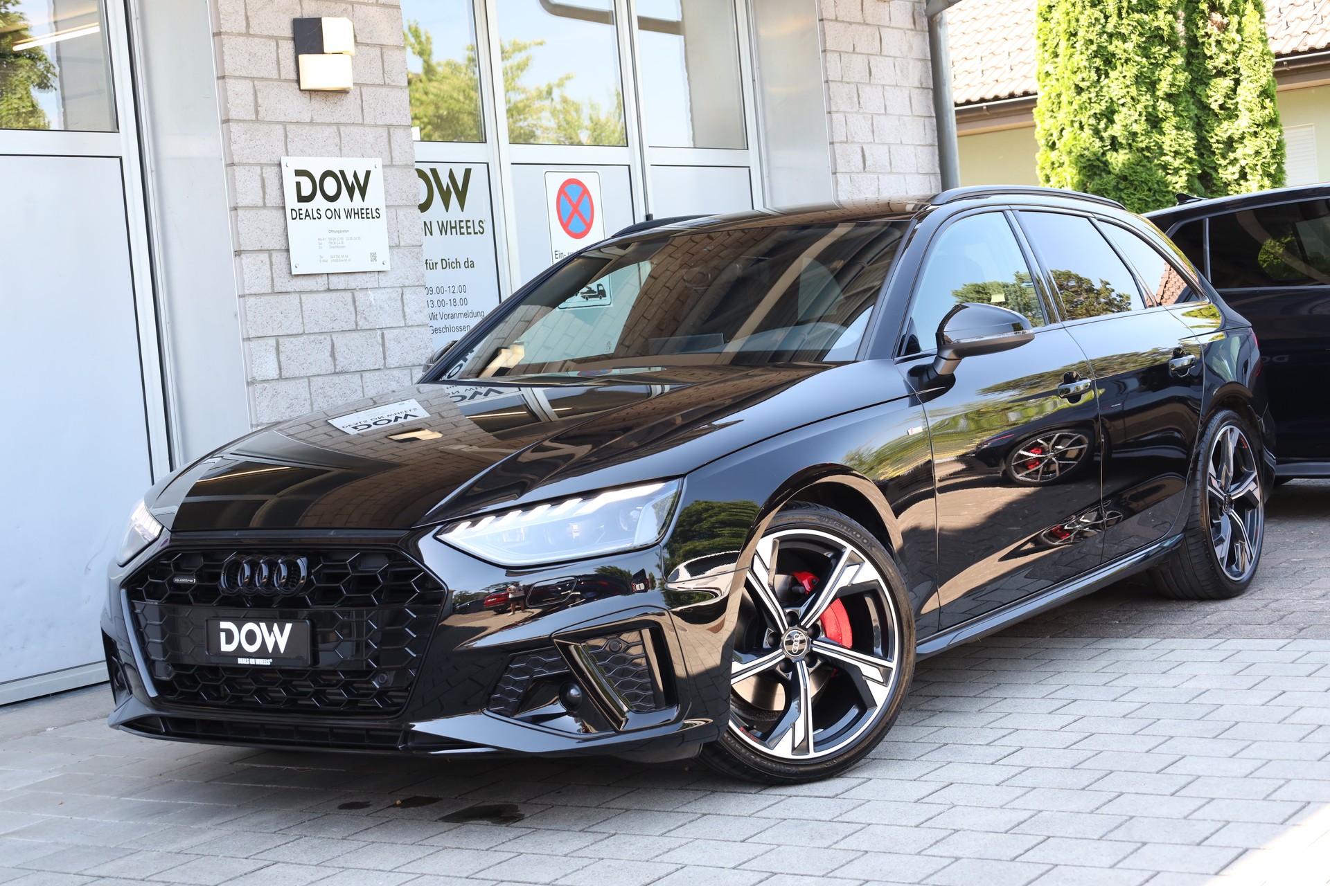 AUDI A4 Avant 40 TFSI S line S-tronic quattro-image-0