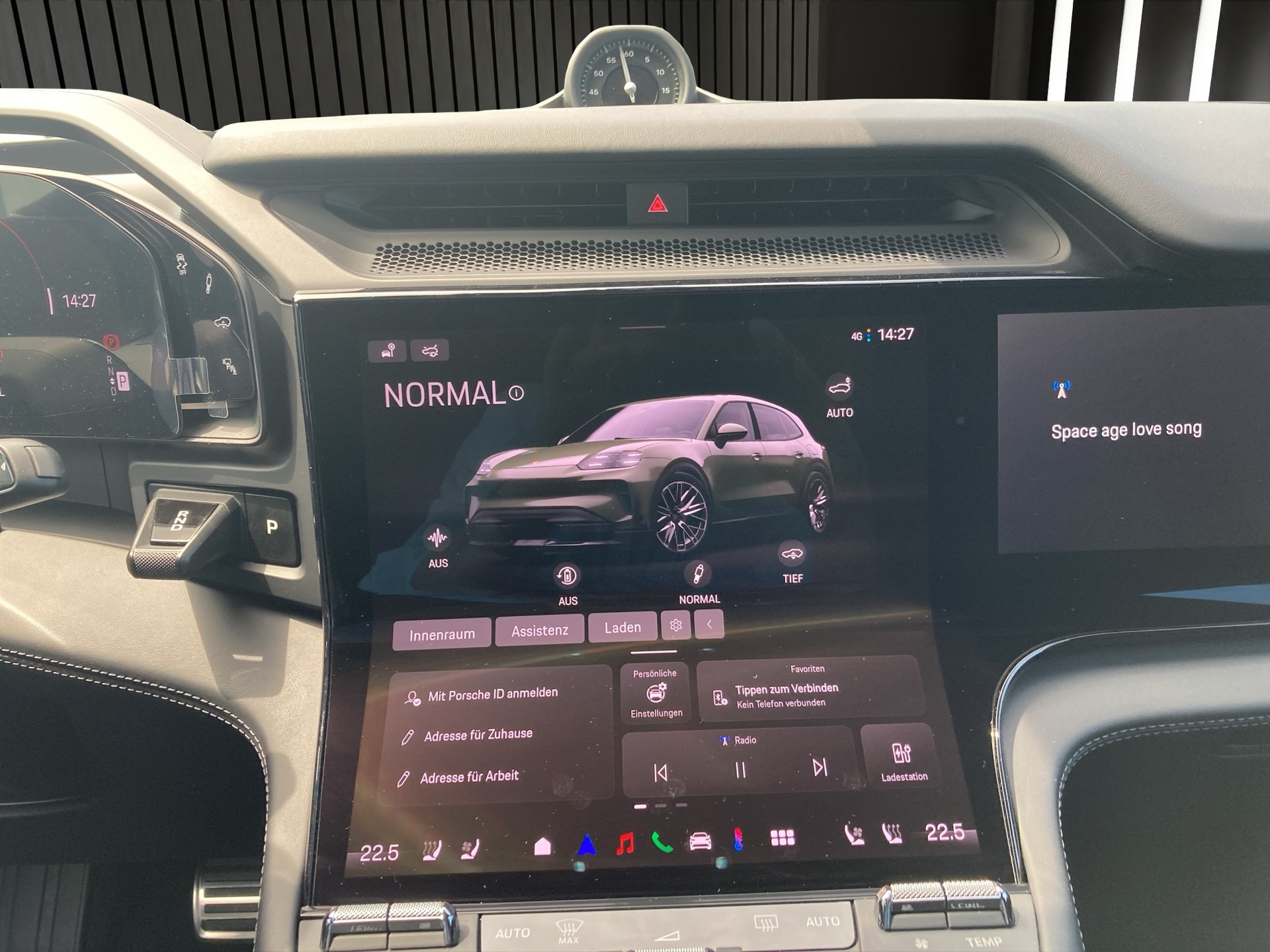 PORSCHE Cayenne Electric 113 kWh-image-13