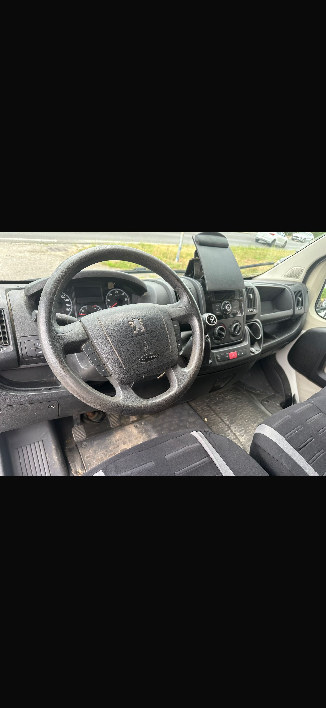 PEUGEOT Boxer 2.2 HDI 333 L2H2-image-9