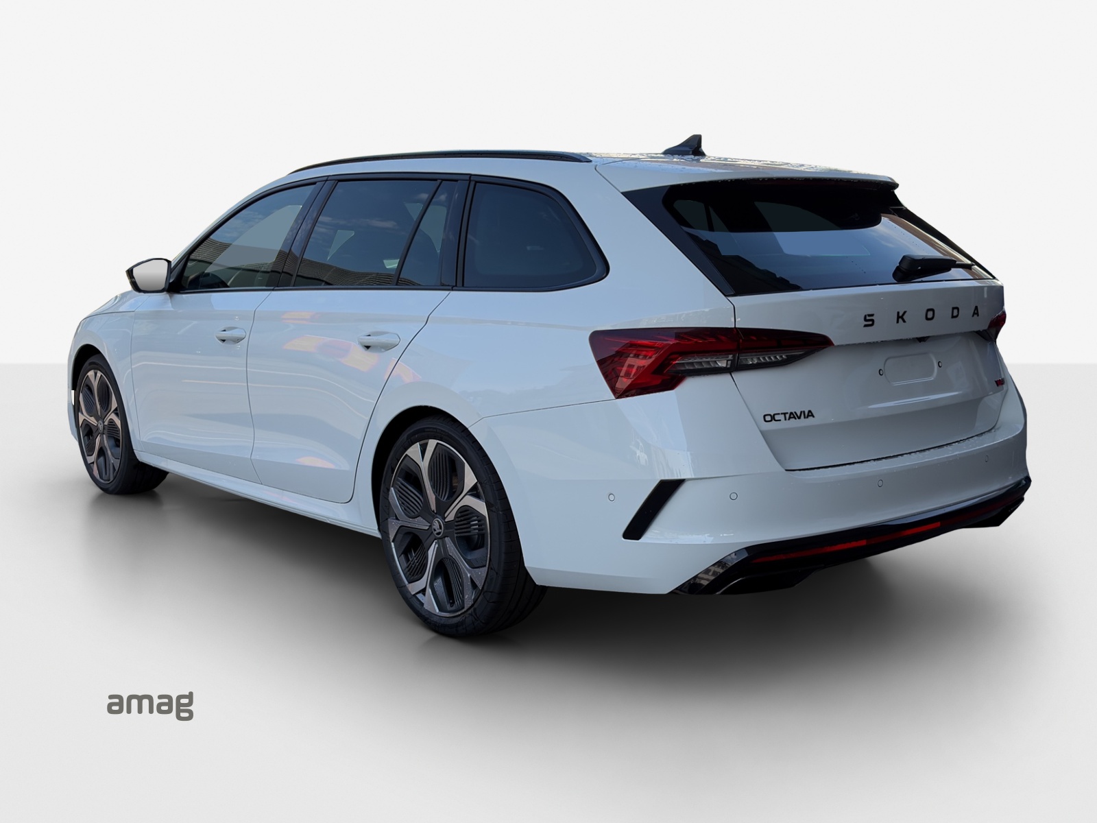SKODA Octavia Combi 2.0 TSI DSG RS 30 Years Edition-showroom-element-2