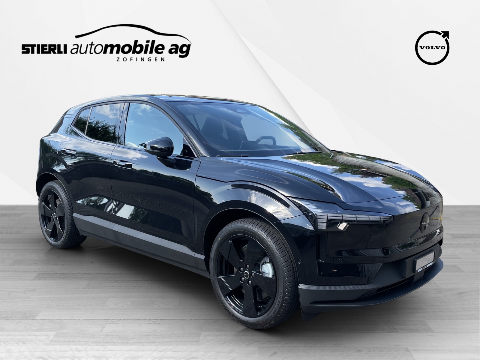 VOLVO EX 30 E60 Twin Ultra Performance Sw. Black Ed. AWD-showroom-element-2