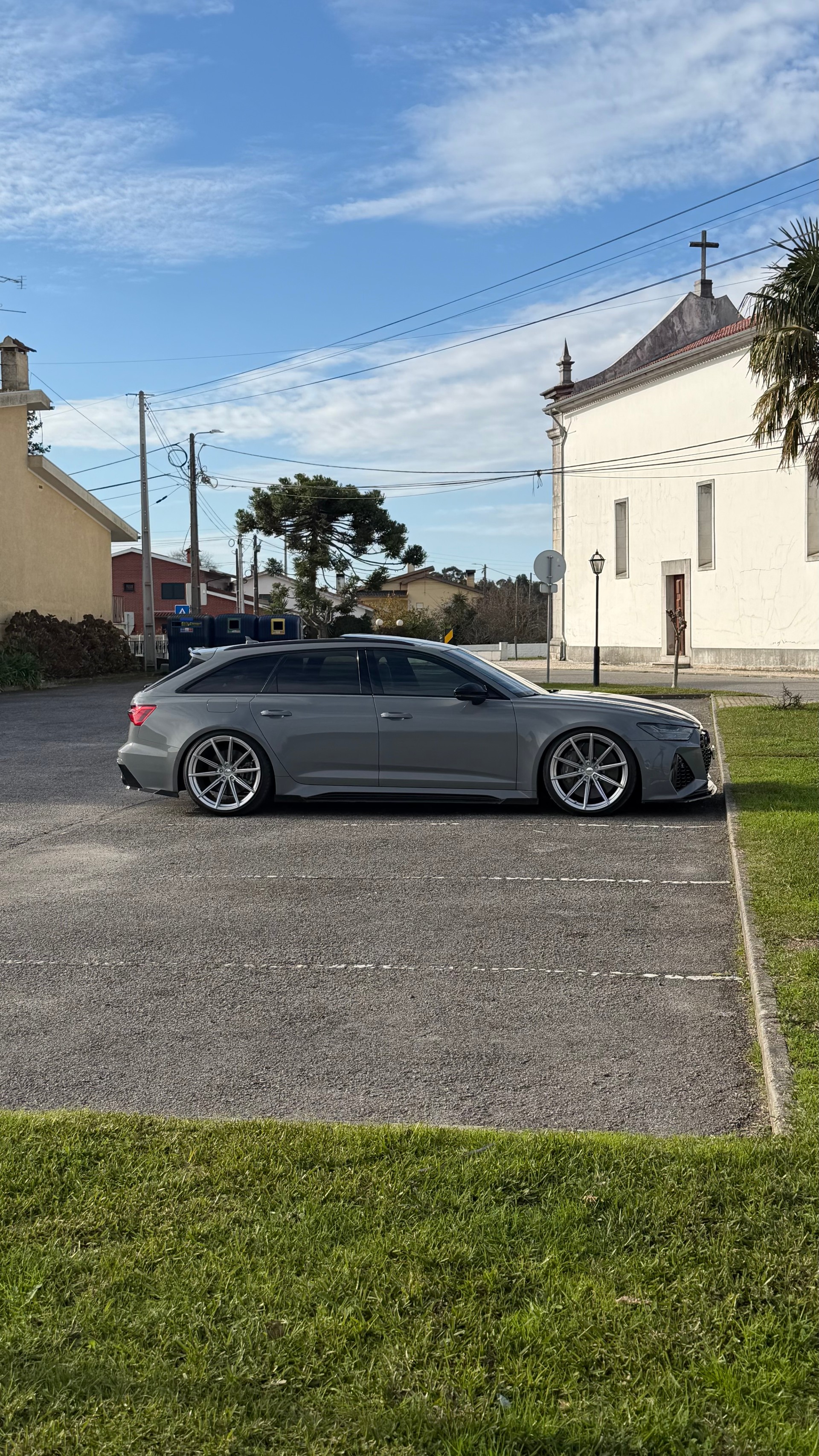 AUDI RS6 Avant 4.0 TFSI V8 quattro-image-8