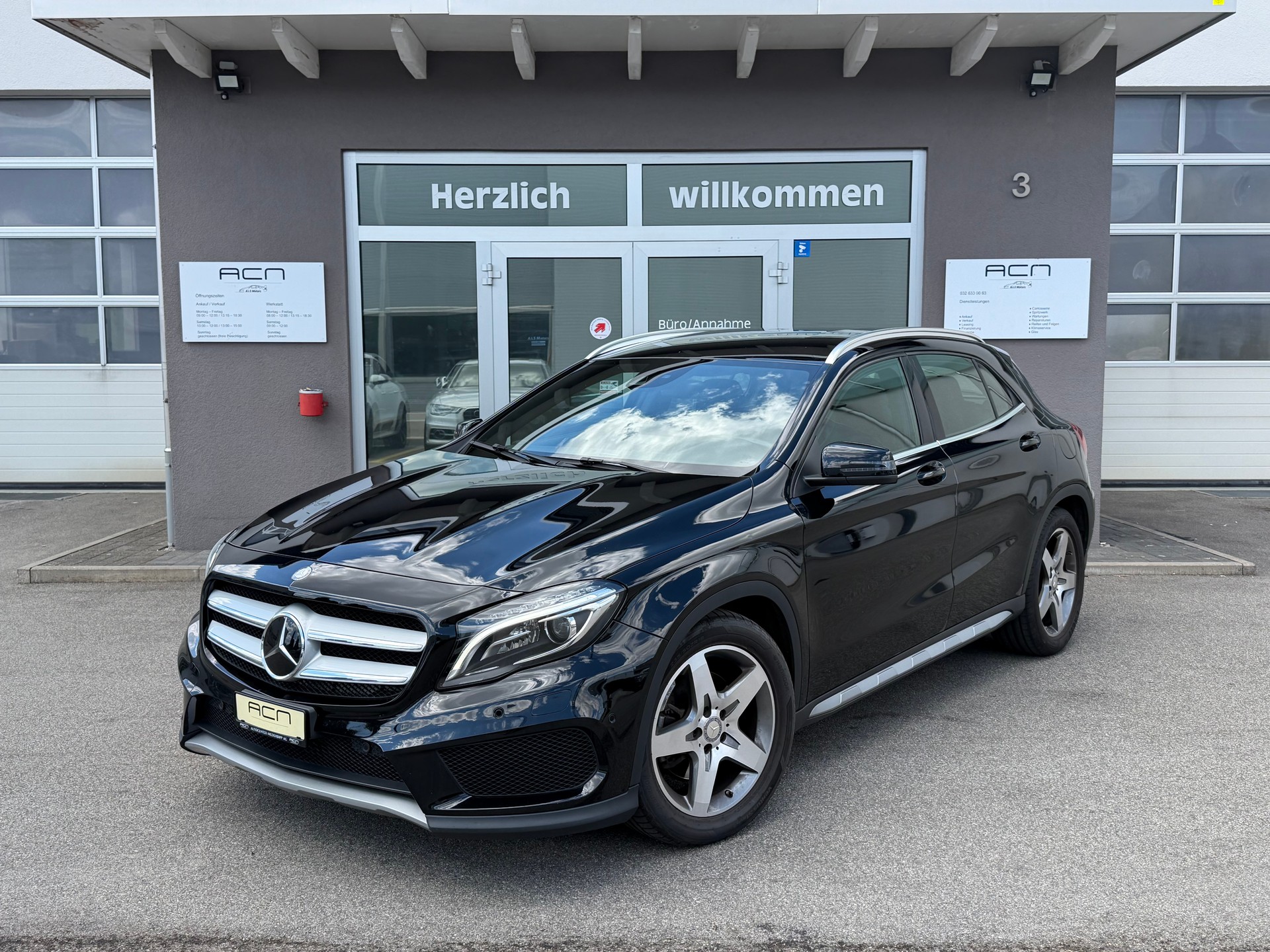 MERCEDES-BENZ GLA 250 AMG Line 4Matic 7G-DCT-image-0