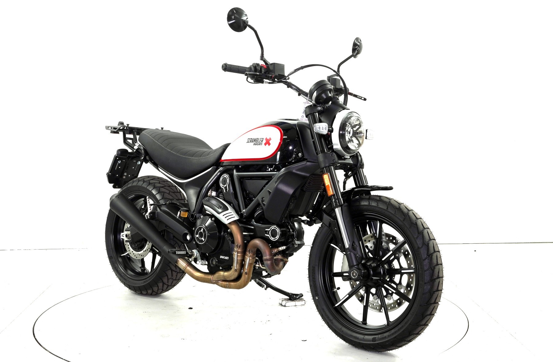 DUCATI Scrambler 800 ABS-showroom-element-1