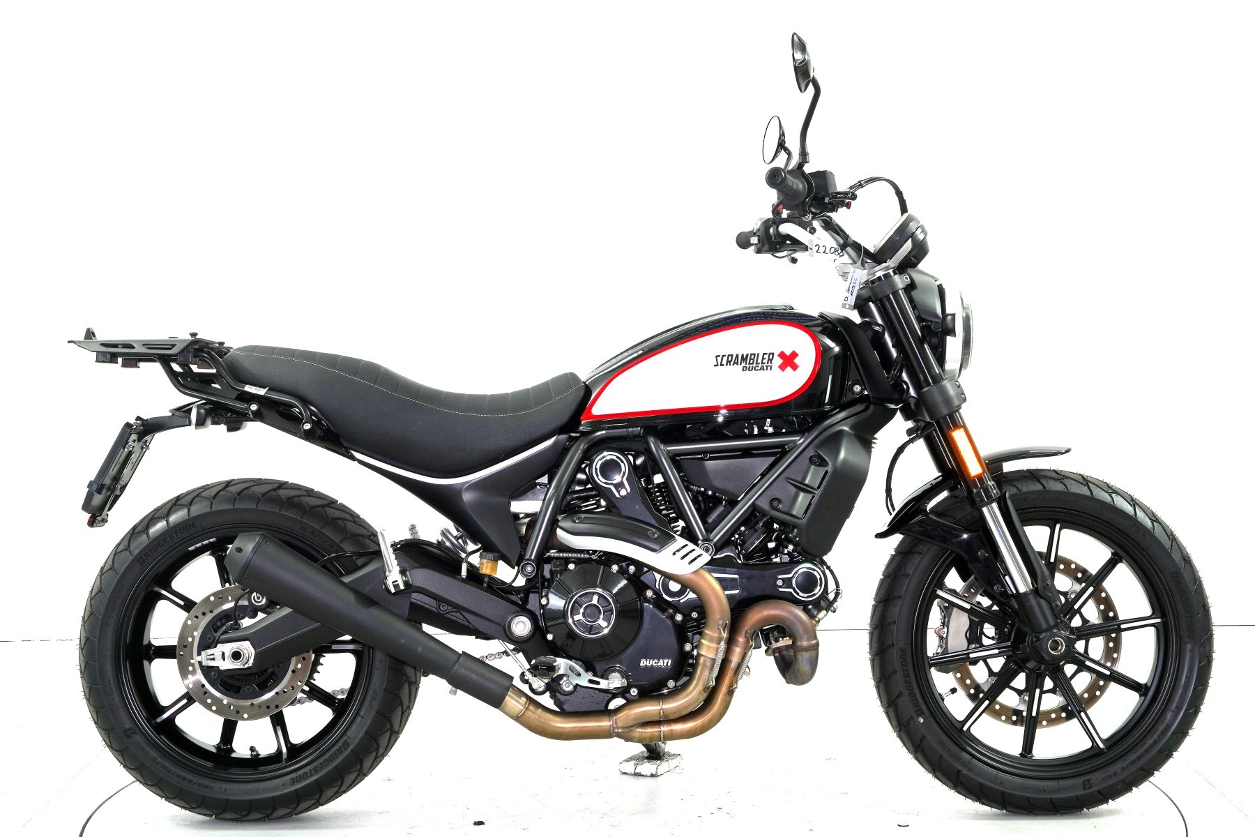 DUCATI Scrambler 800 ABS-showroom-element-3