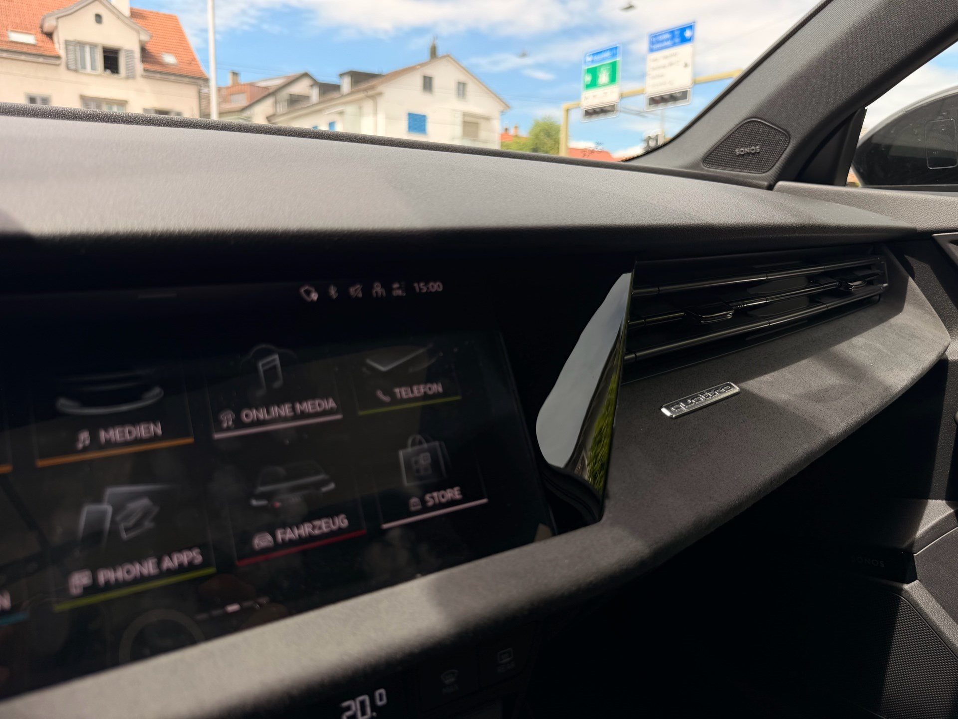 AUDI RS3 SPORTBACK 2.5 400 PS TFSI QUATTRO *** RS SCHALENSITZE ***-image-24
