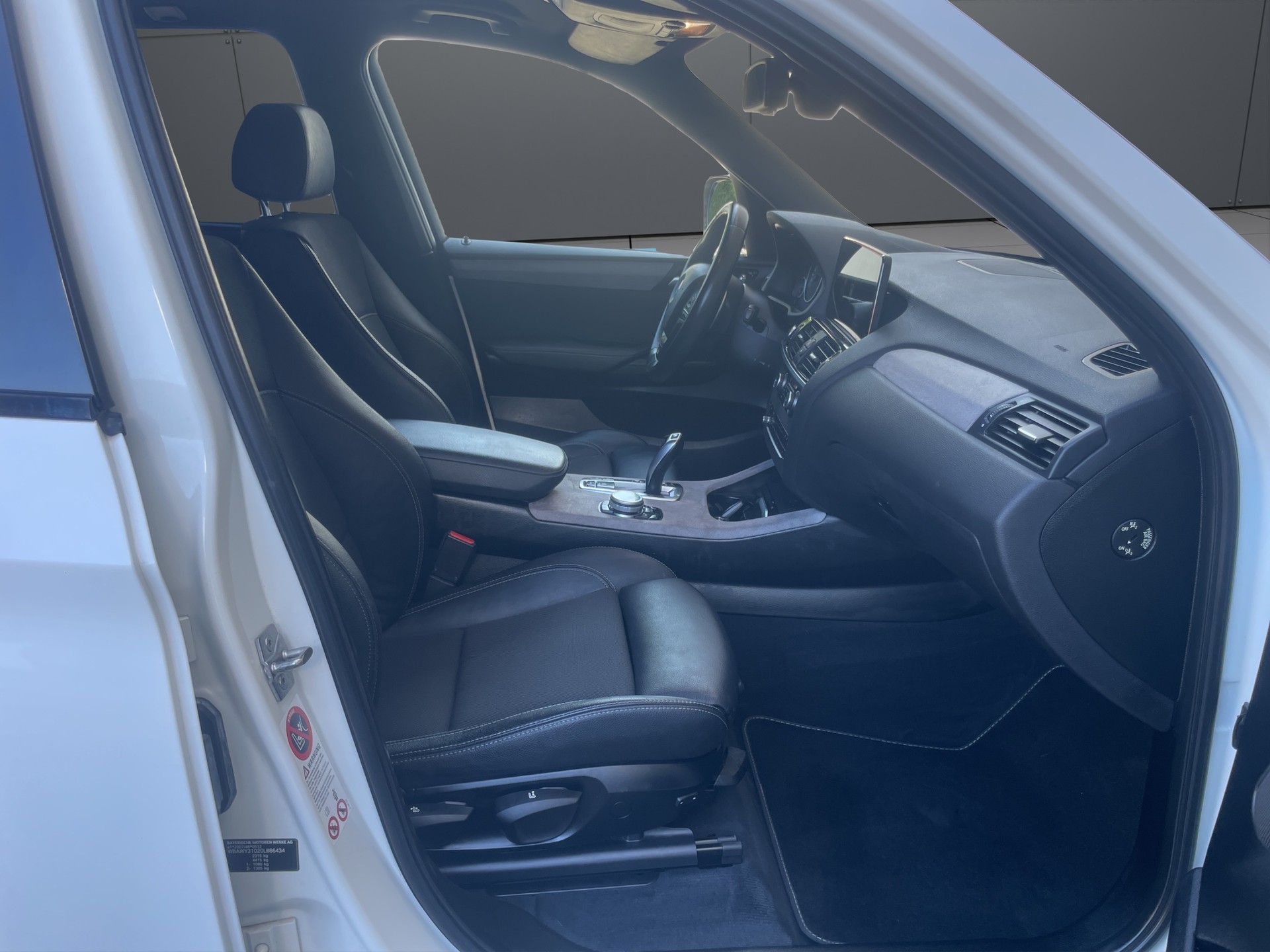 BMW X3 xDrive 20d M Sport Steptronic-image-8